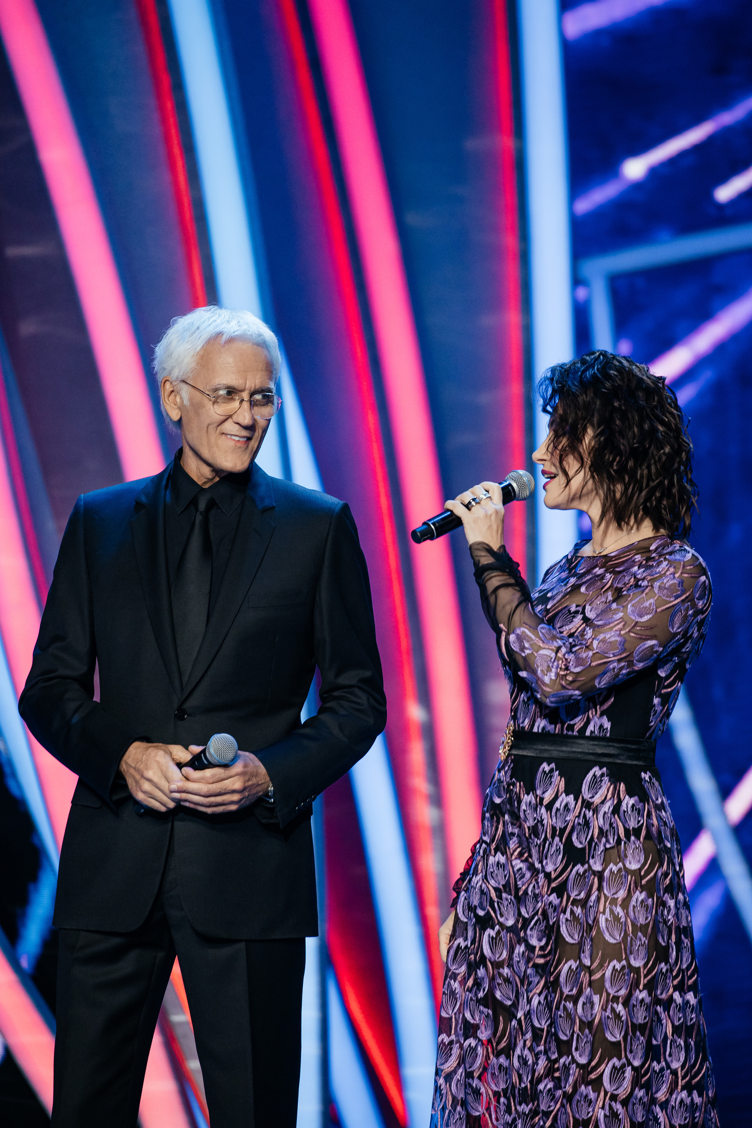 О чем поют 8 Марта. Светский фотограф — Анисина Ирина