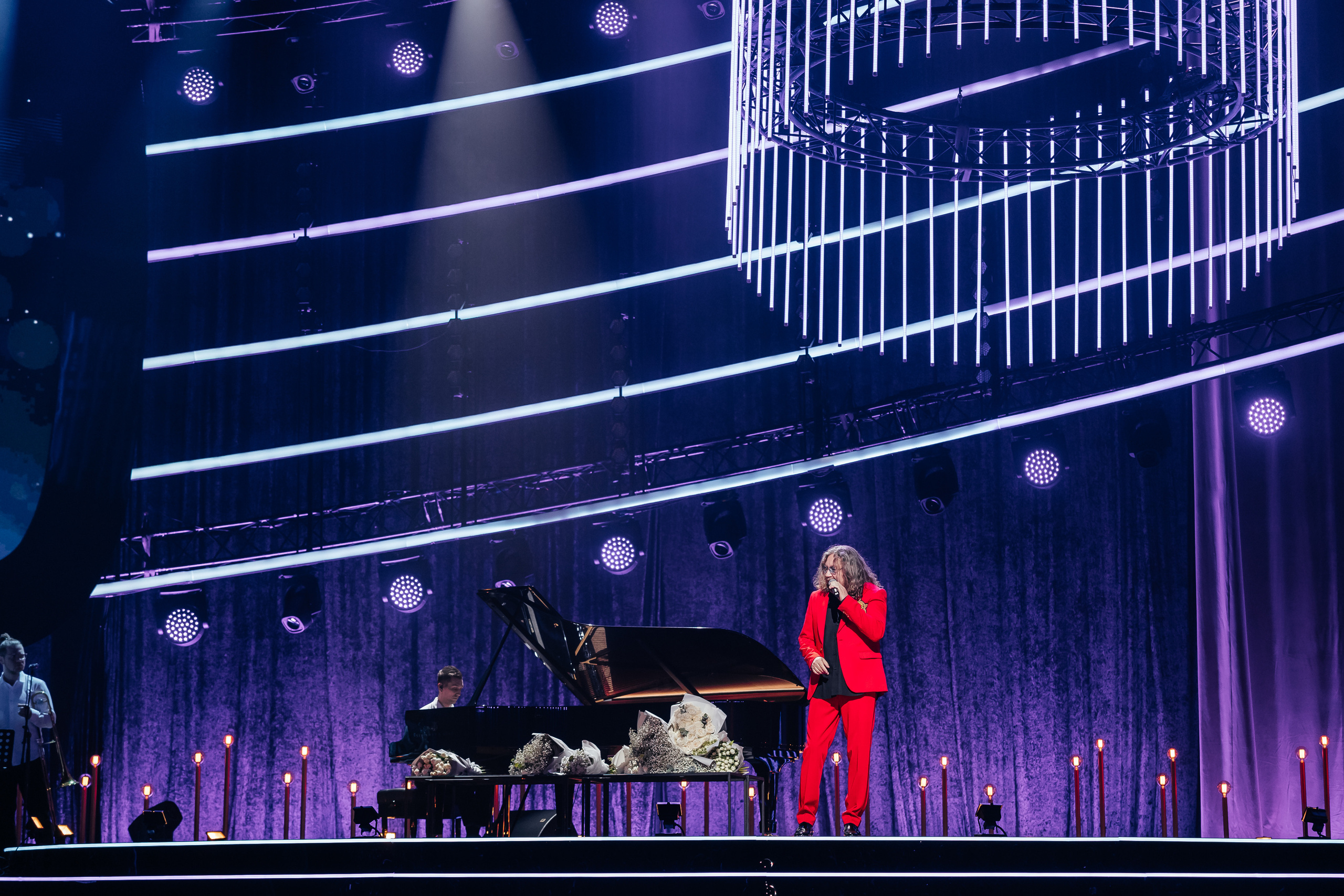 Песни Виктора Резника. Светский фотограф — Анисина Ирина