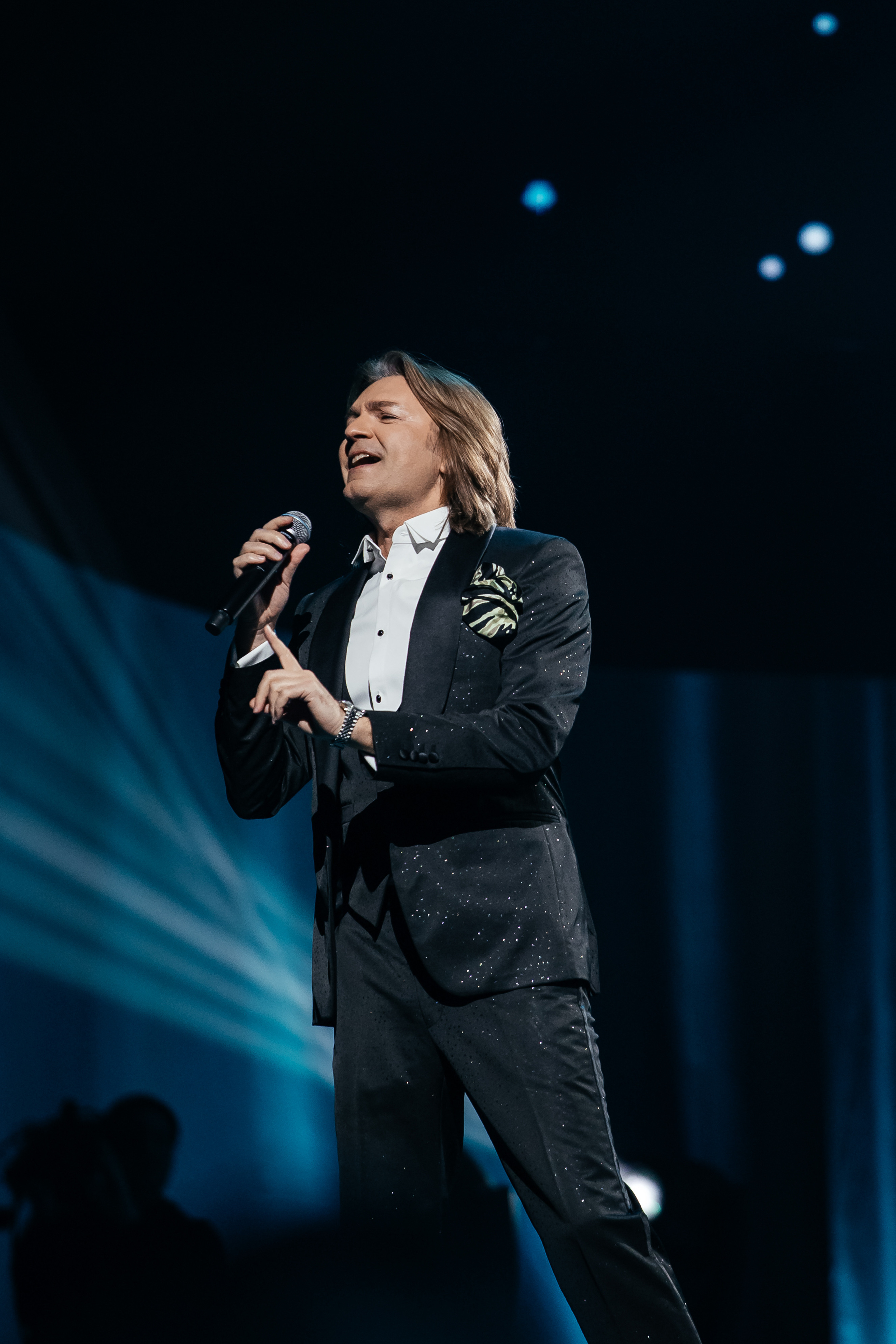 Песни Виктора Резника. Светский фотограф — Анисина Ирина