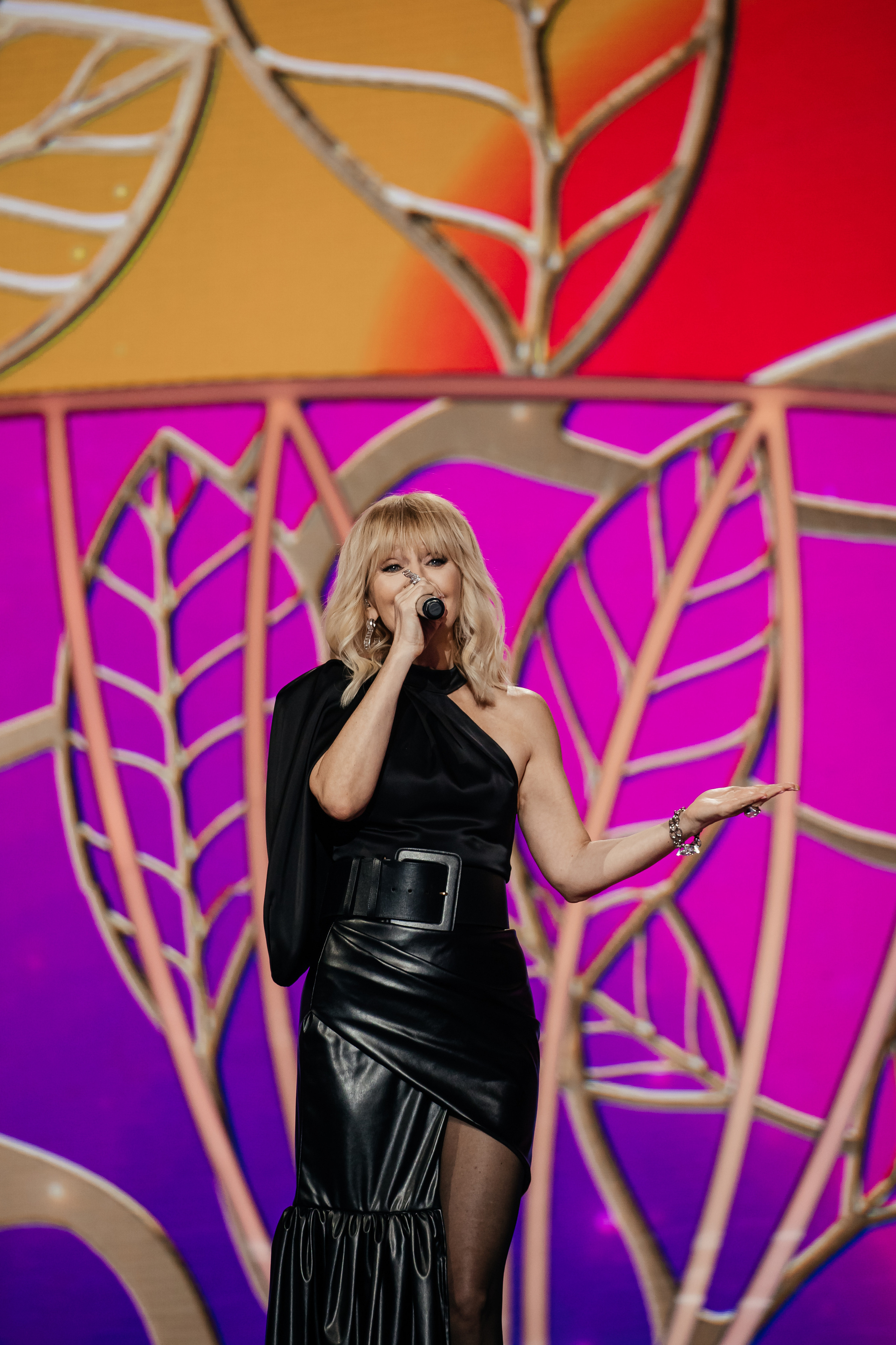 О чем поют 8 Марта. Светский фотограф — Анисина Ирина