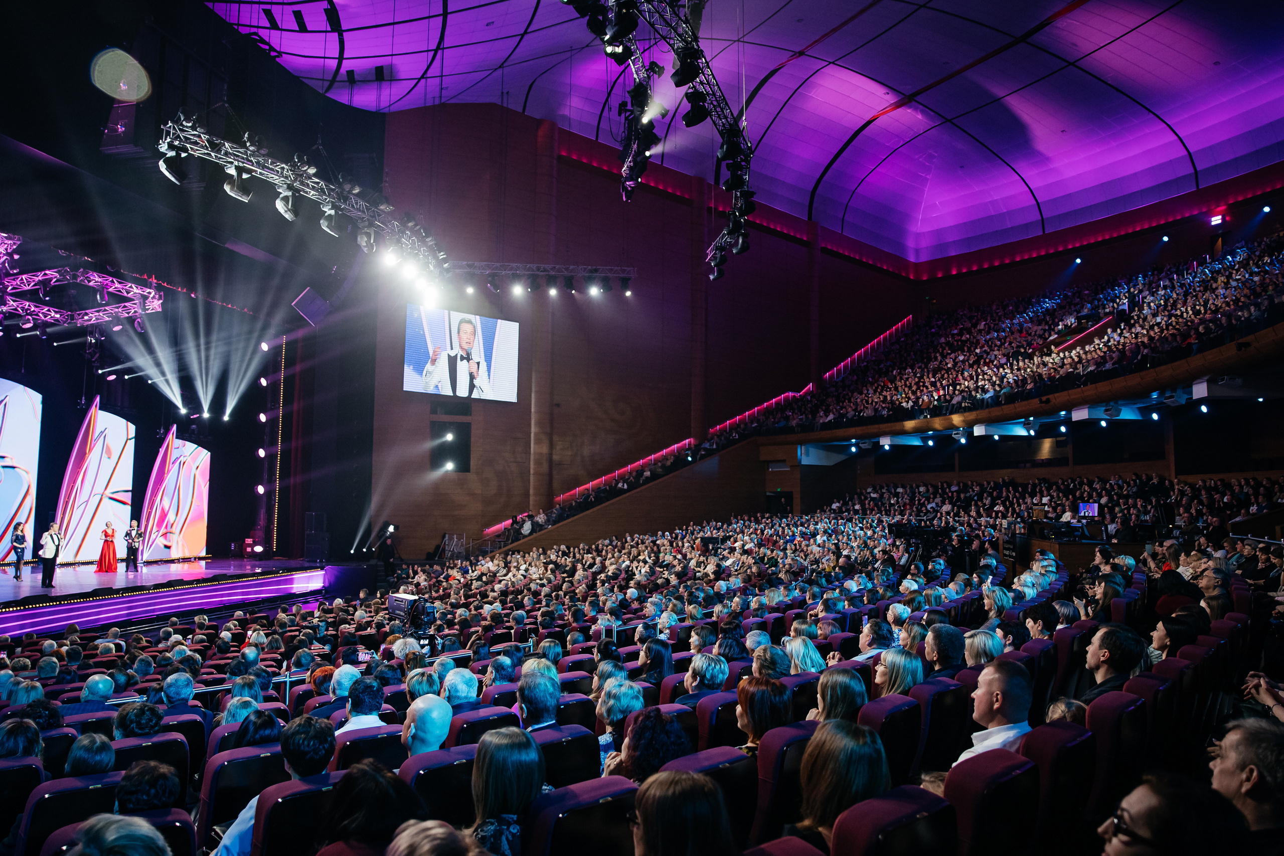 О чем поют 8 Марта. Светский фотограф — Анисина Ирина