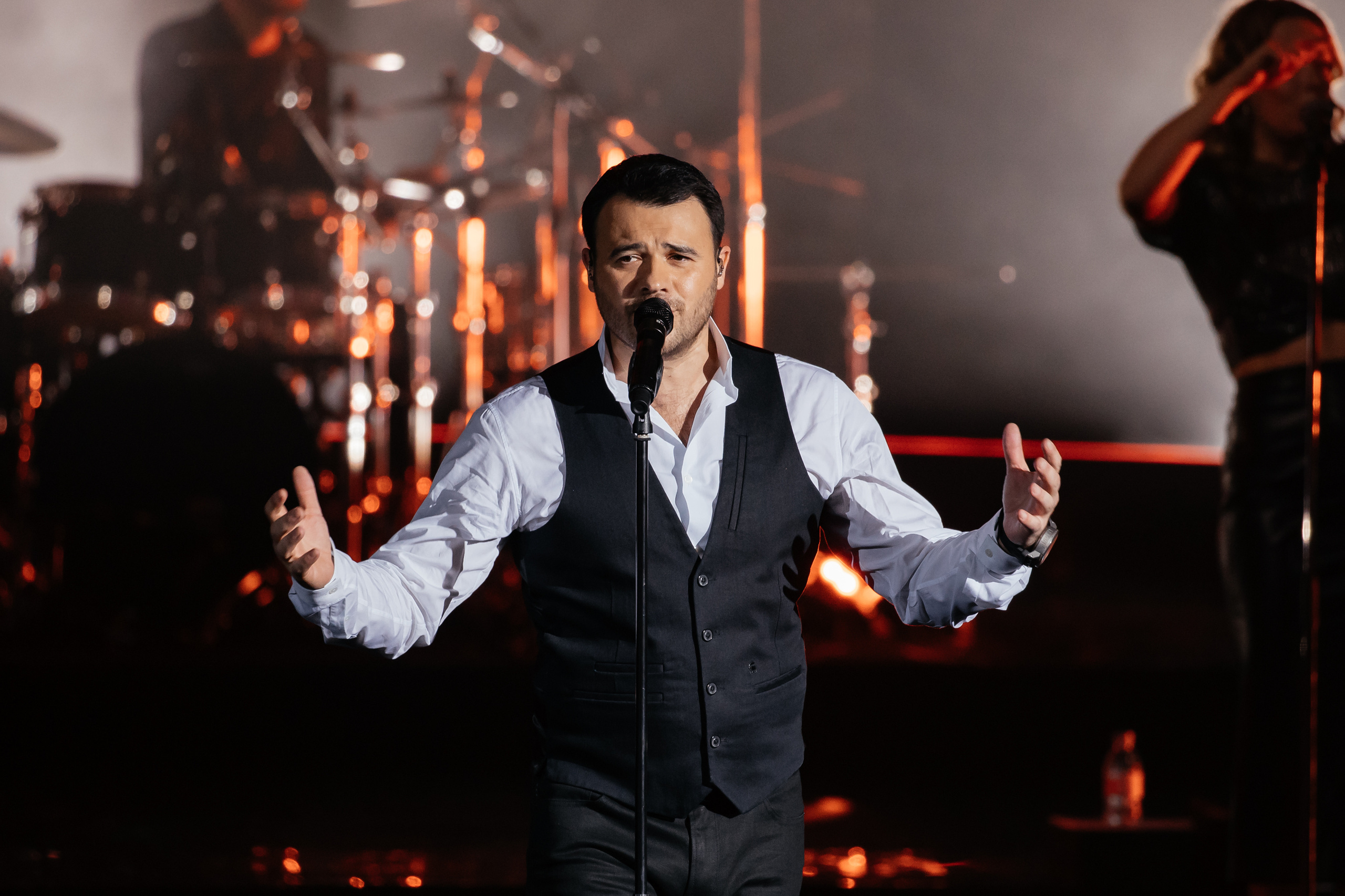 Эмин. Светский фотограф — Анисина Ирина