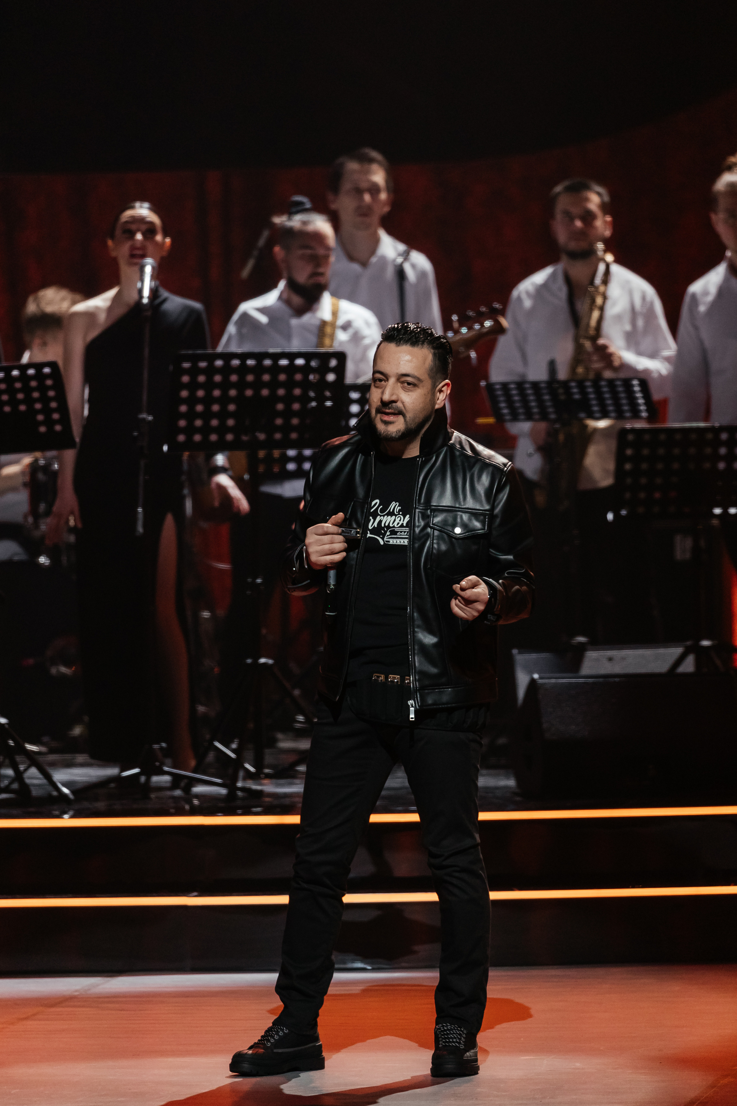 Песни Виктора Резника. Светский фотограф — Анисина Ирина