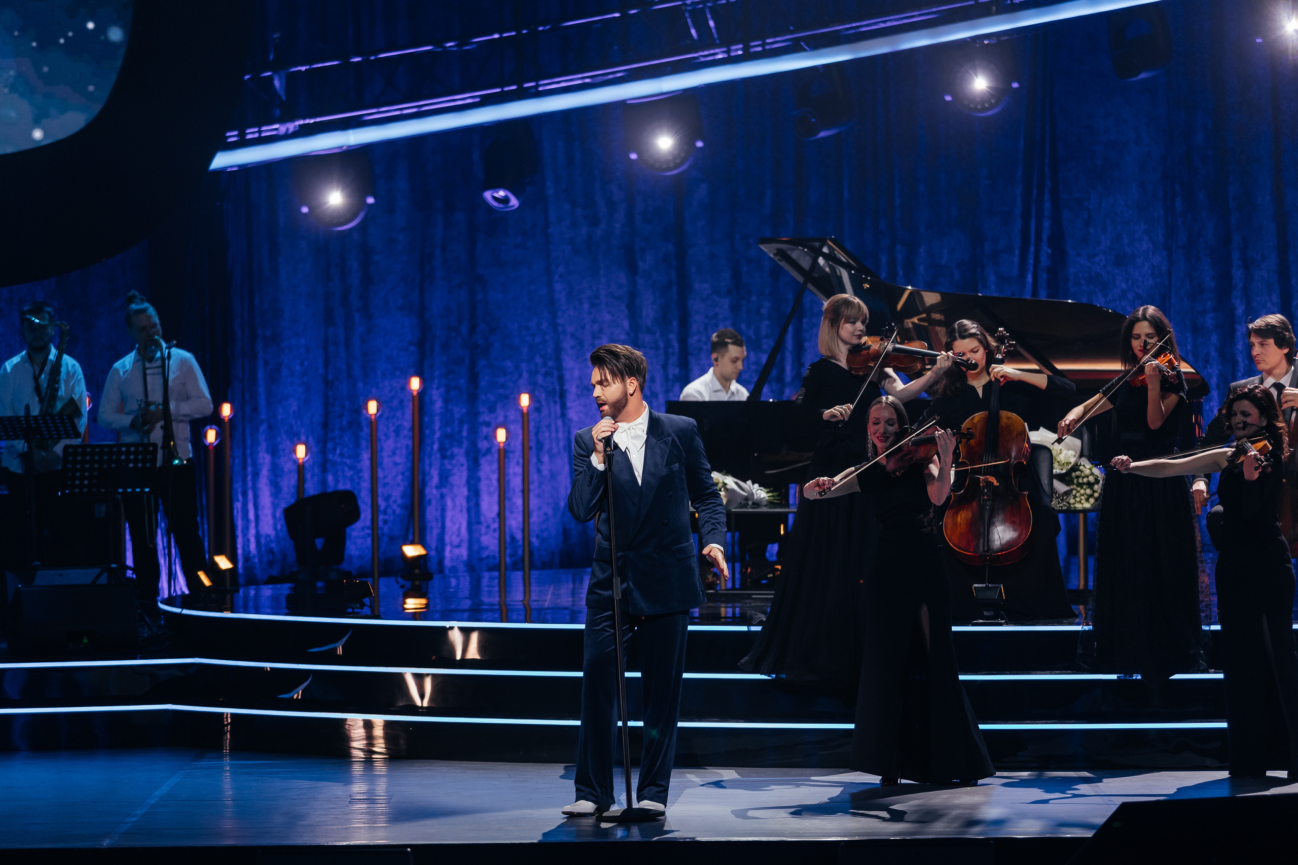 Песни Виктора Резника. Светский фотограф — Анисина Ирина