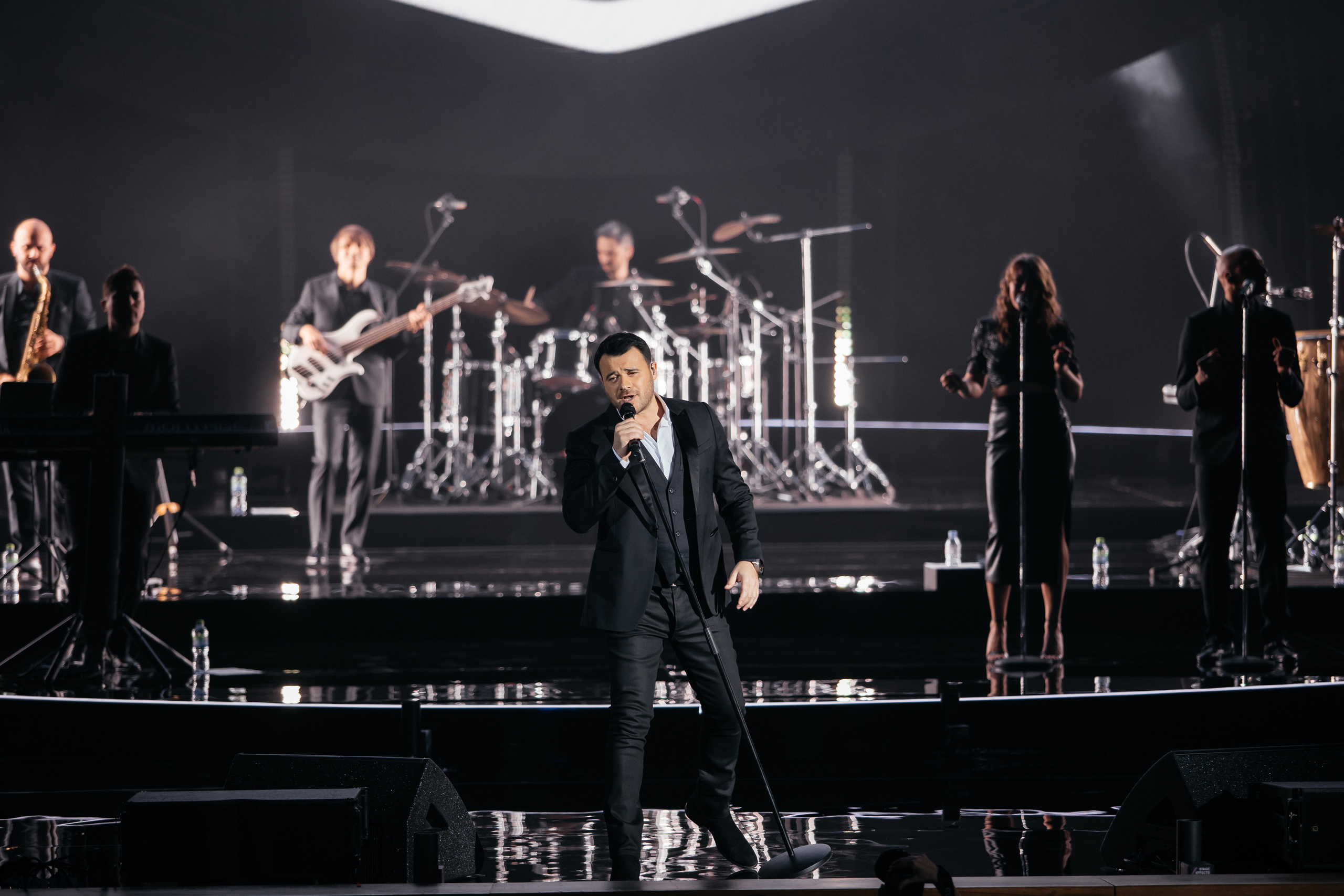 Эмин. Светский фотограф — Анисина Ирина