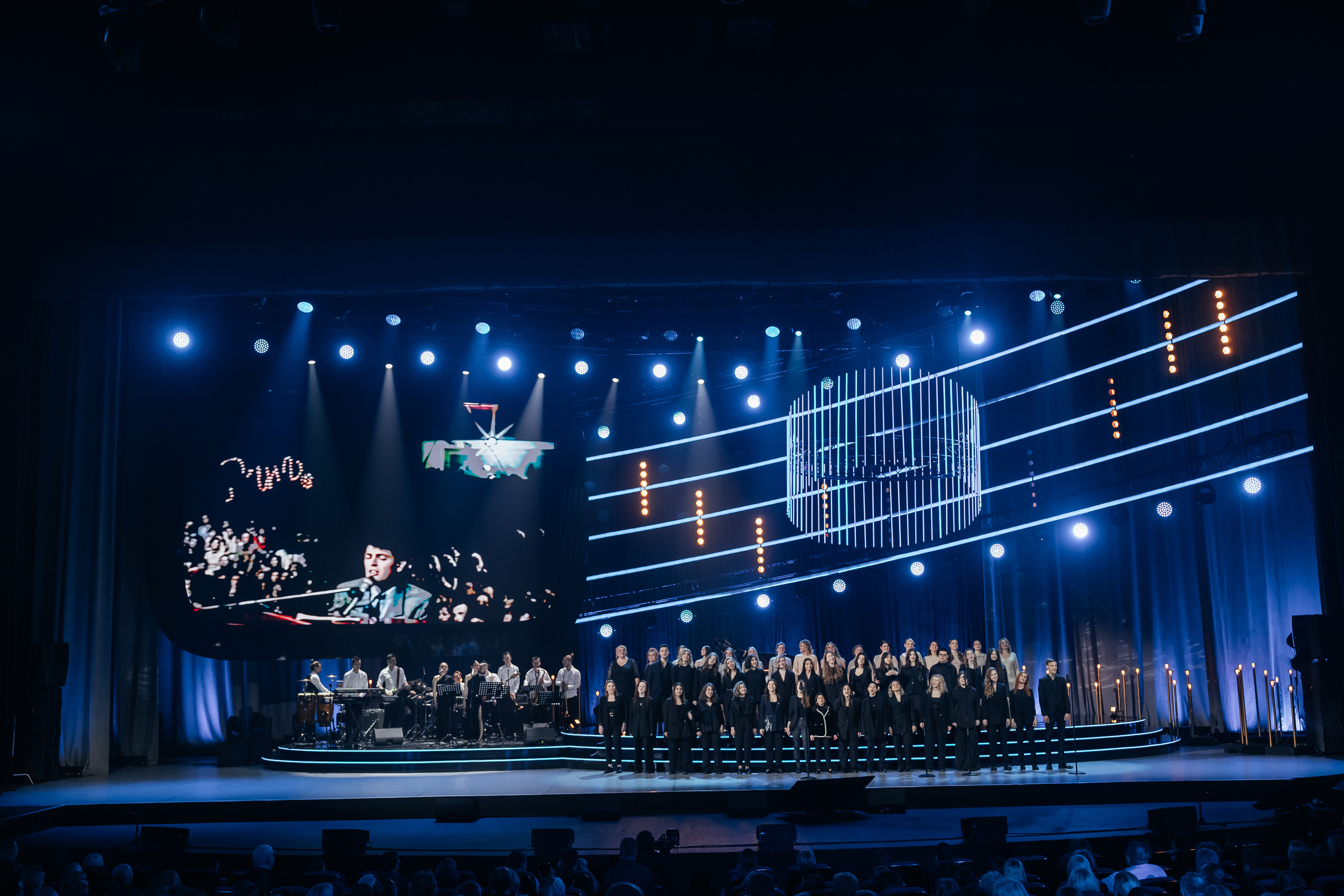 Песни Виктора Резника. Светский фотограф — Анисина Ирина