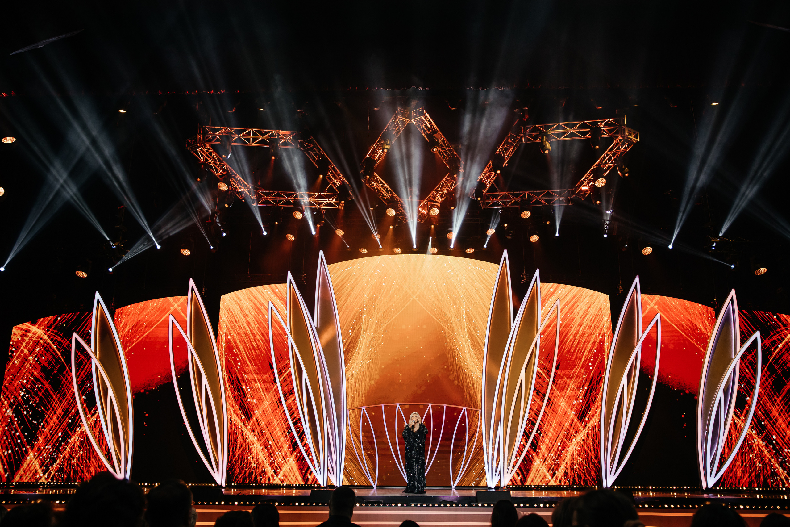 О чем поют 8 Марта. Светский фотограф — Анисина Ирина