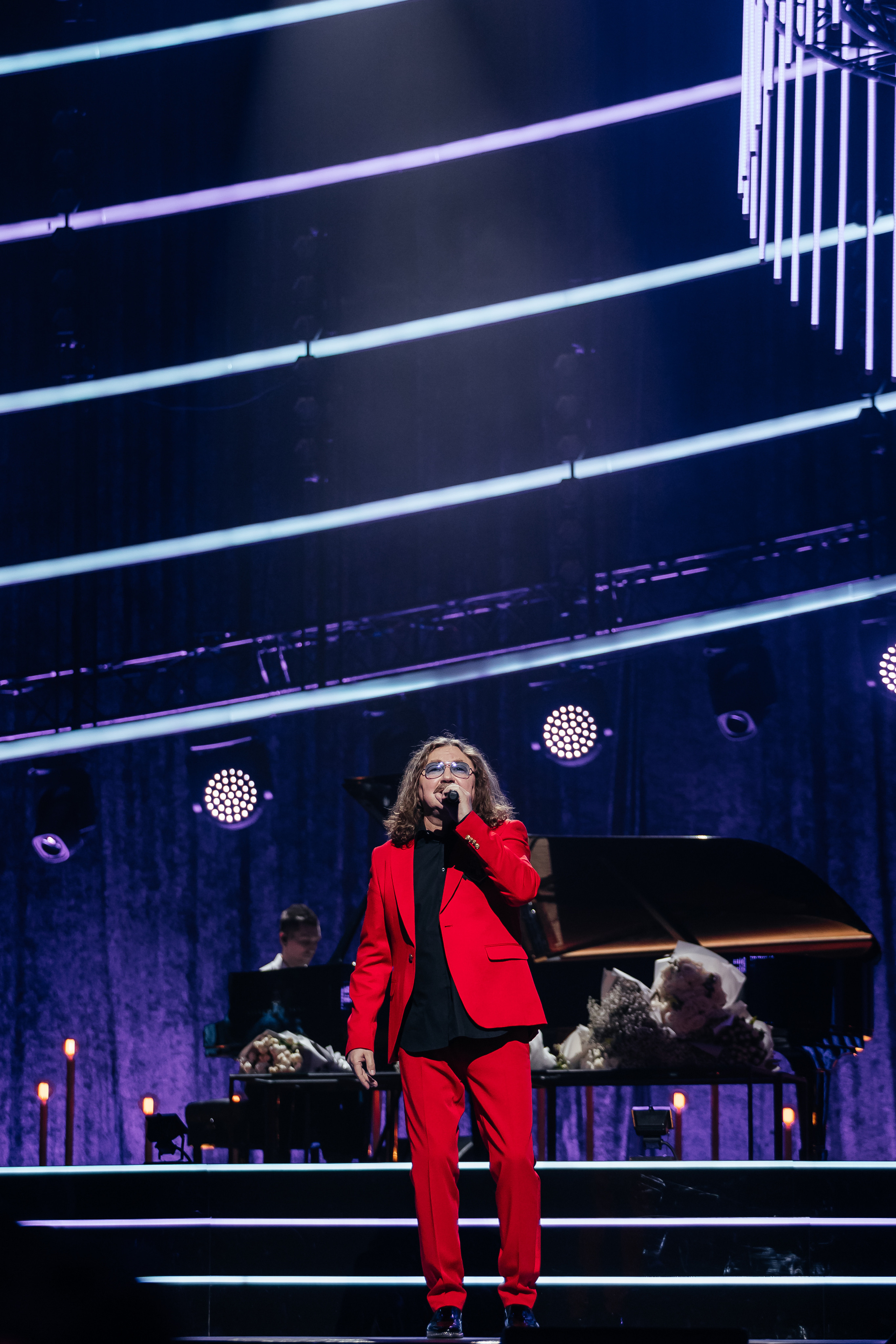 Песни Виктора Резника. Светский фотограф — Анисина Ирина