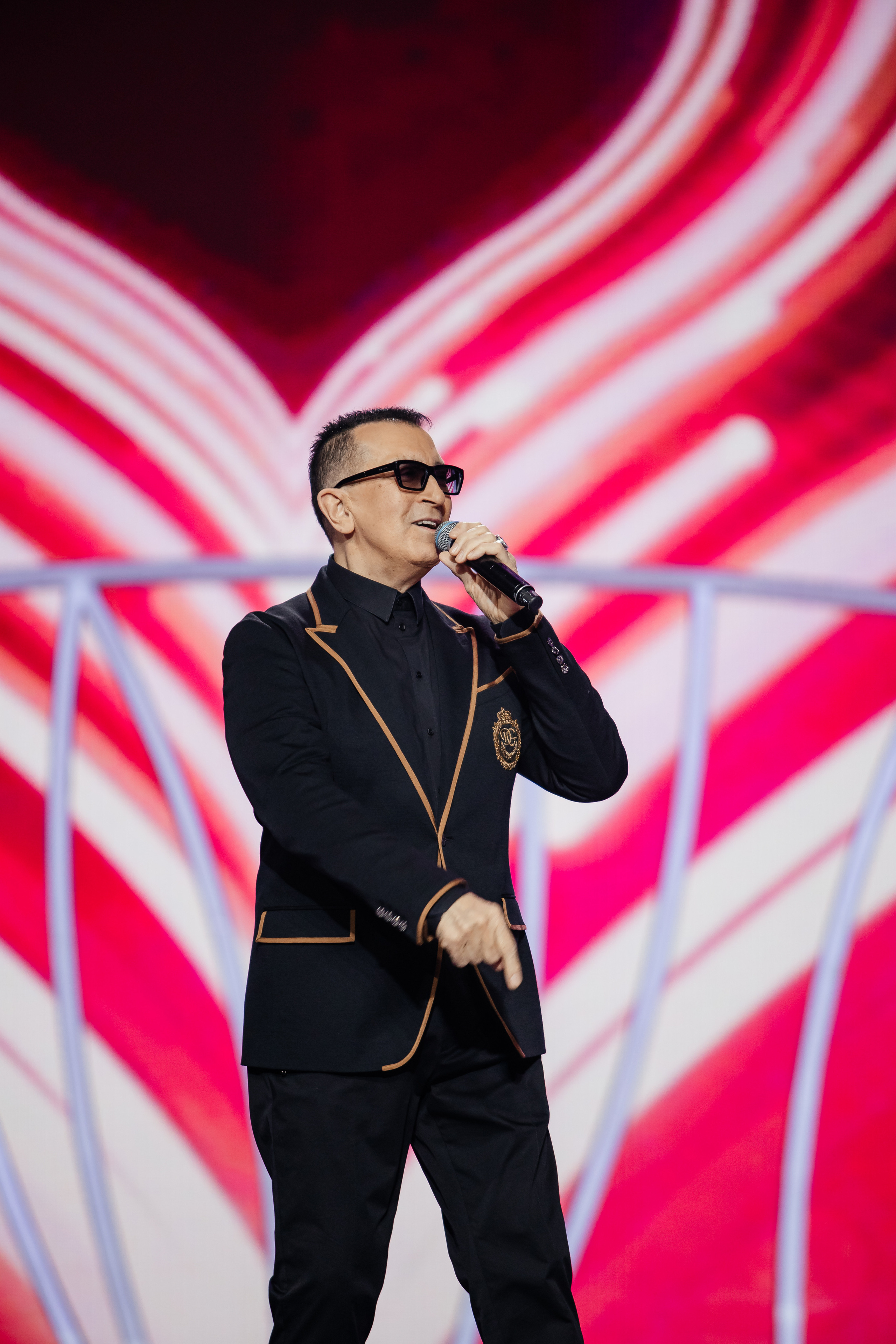 О чем поют 8 Марта. Светский фотограф — Анисина Ирина