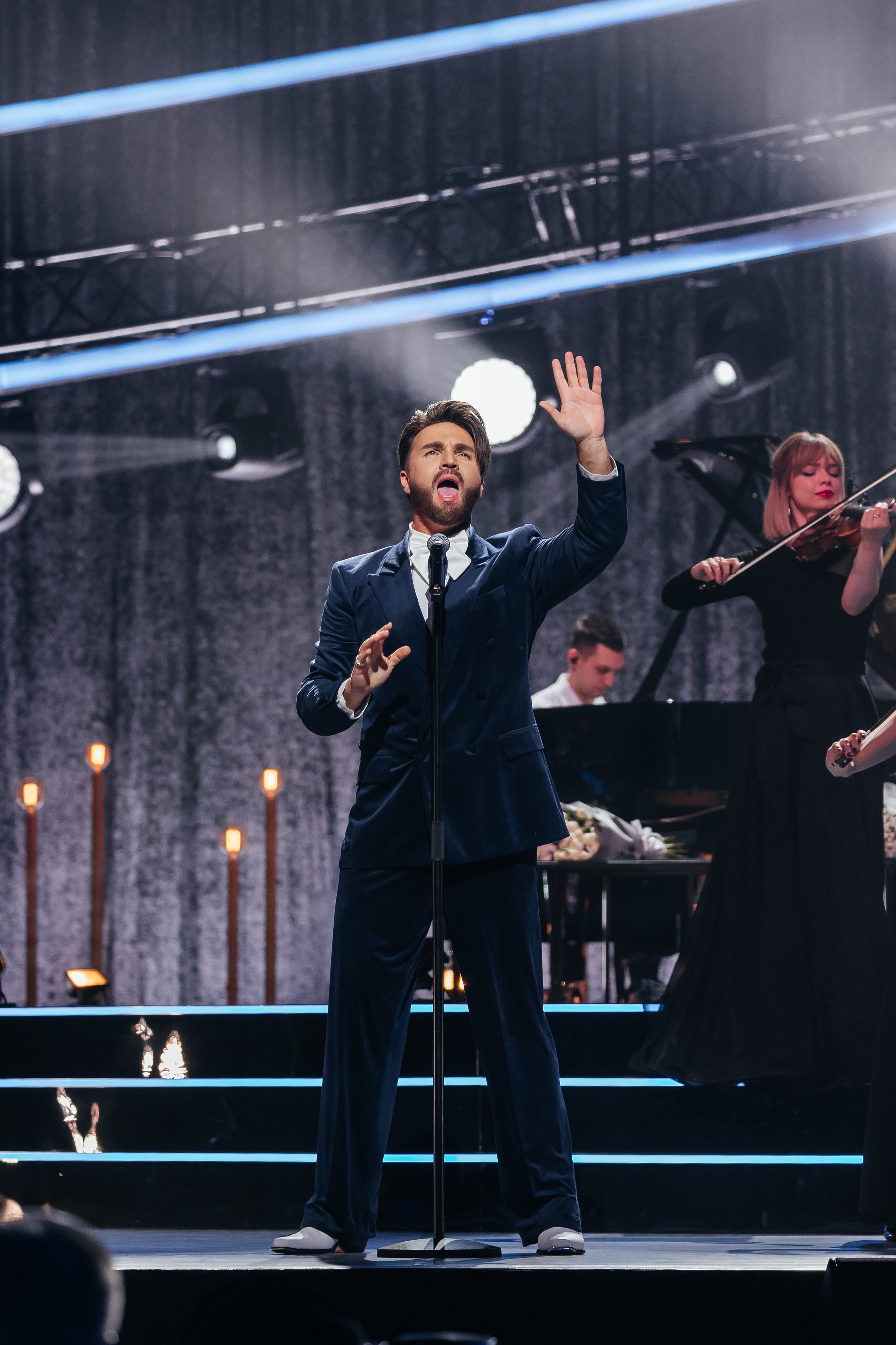 Песни Виктора Резника. Светский фотограф — Анисина Ирина