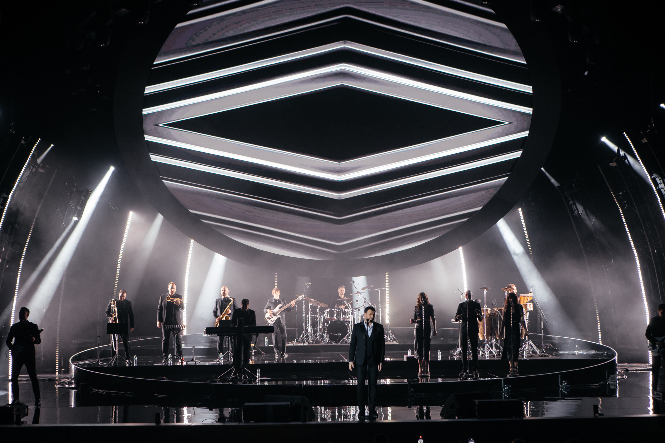 Эмин. Светский фотограф — Анисина Ирина