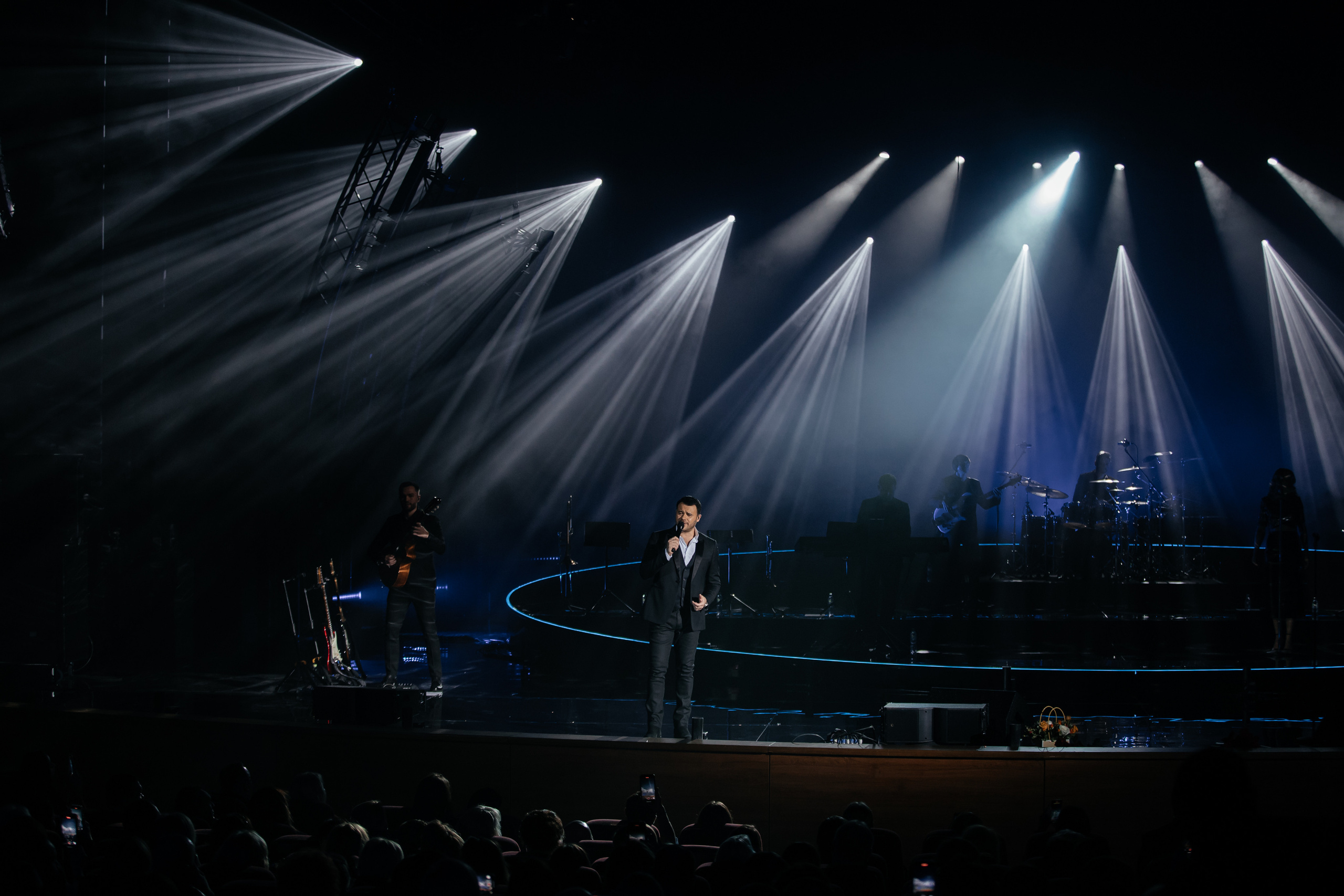 Эмин. Светский фотограф — Анисина Ирина