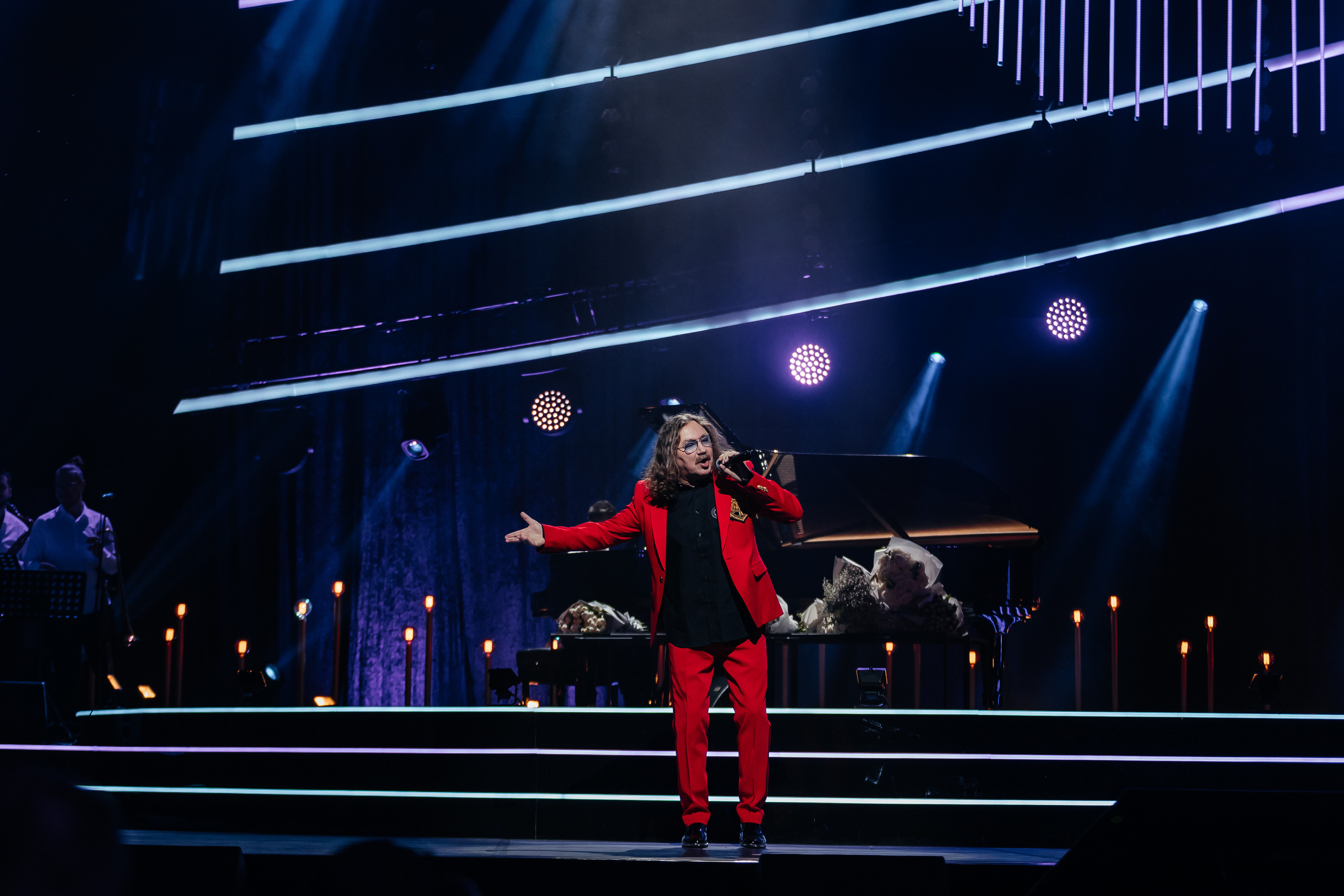 Песни Виктора Резника. Светский фотограф — Анисина Ирина