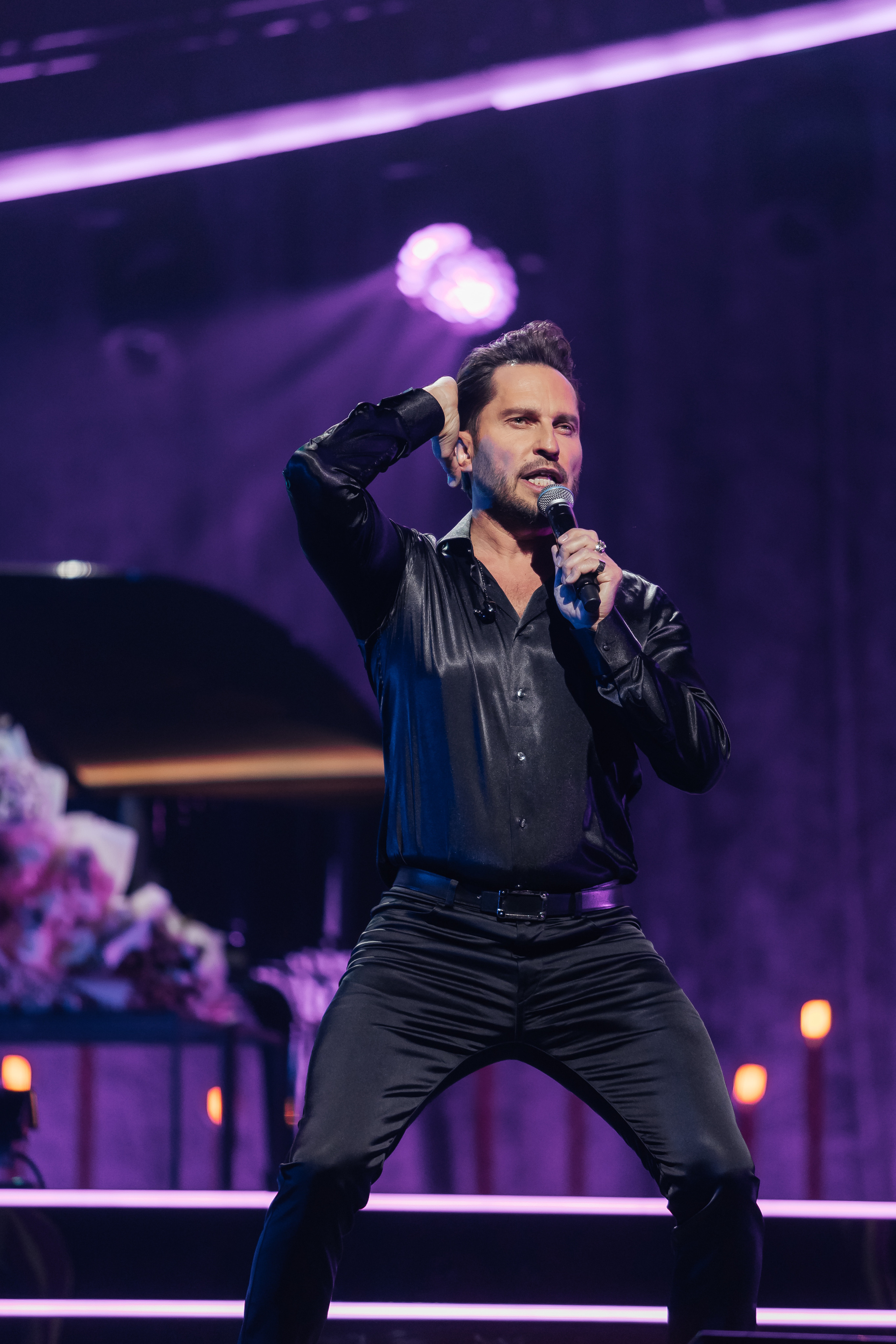 Песни Виктора Резника. Светский фотограф — Анисина Ирина