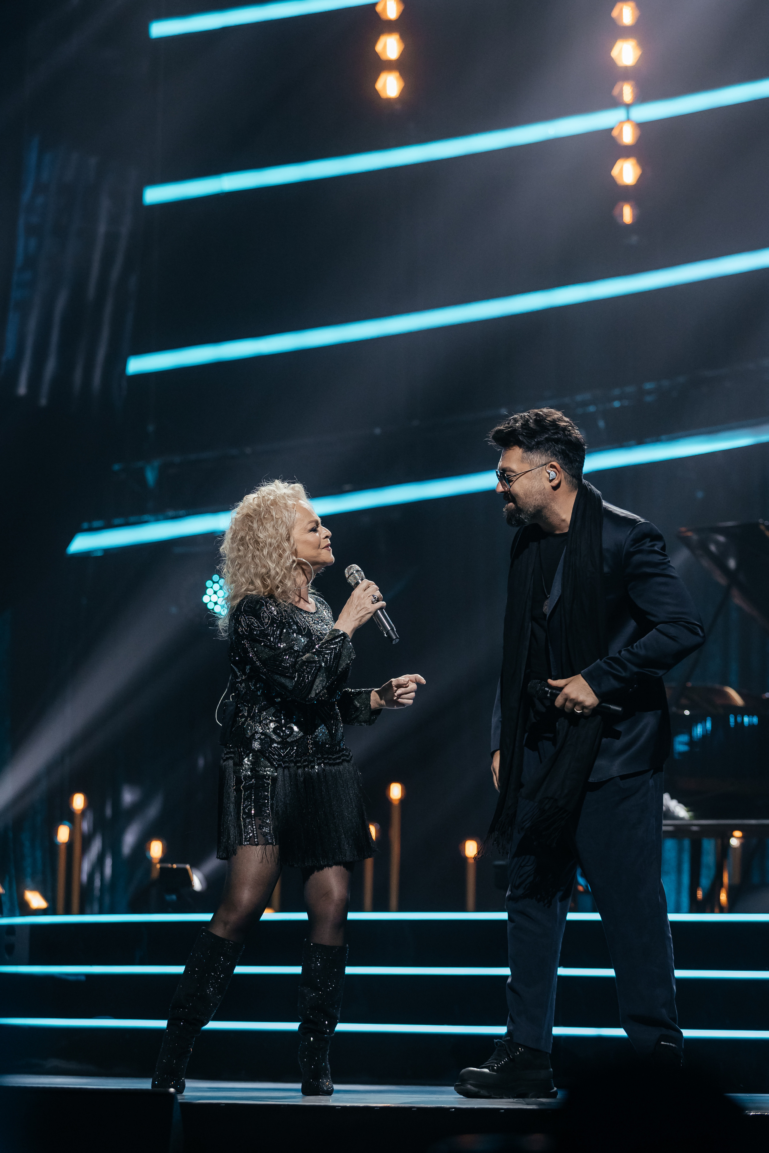 Песни Виктора Резника. Светский фотограф — Анисина Ирина