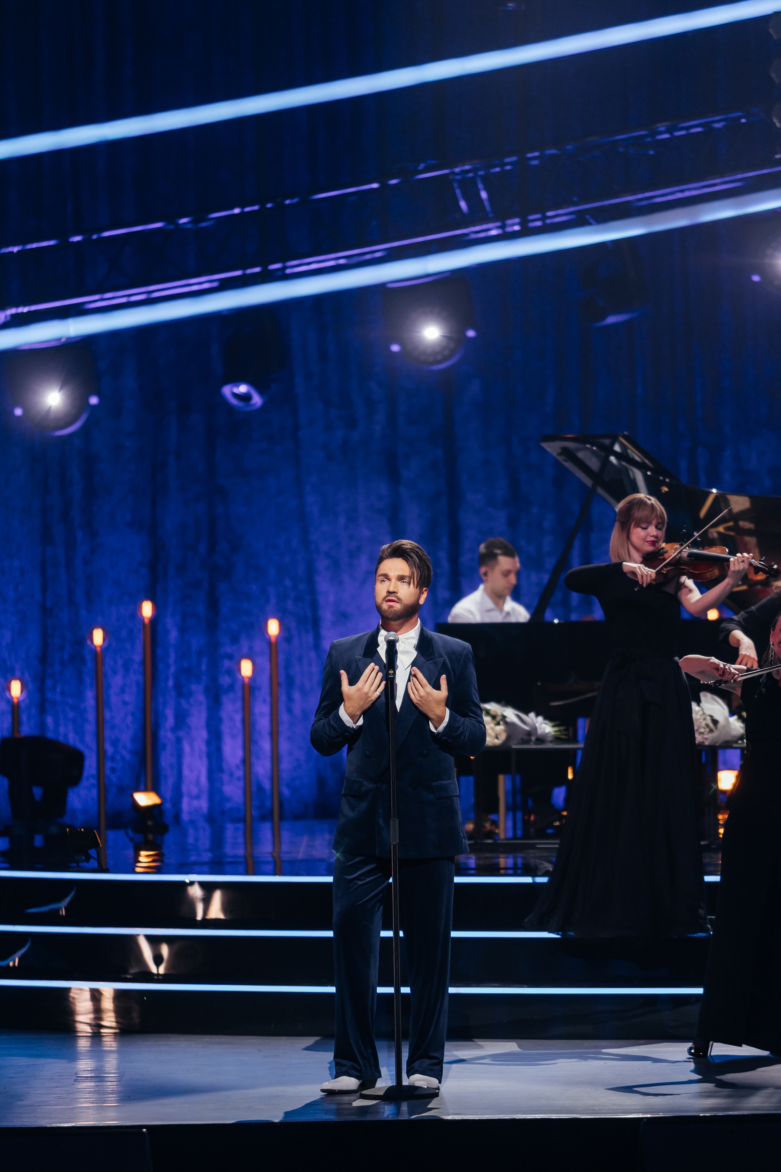 Песни Виктора Резника. Светский фотограф — Анисина Ирина