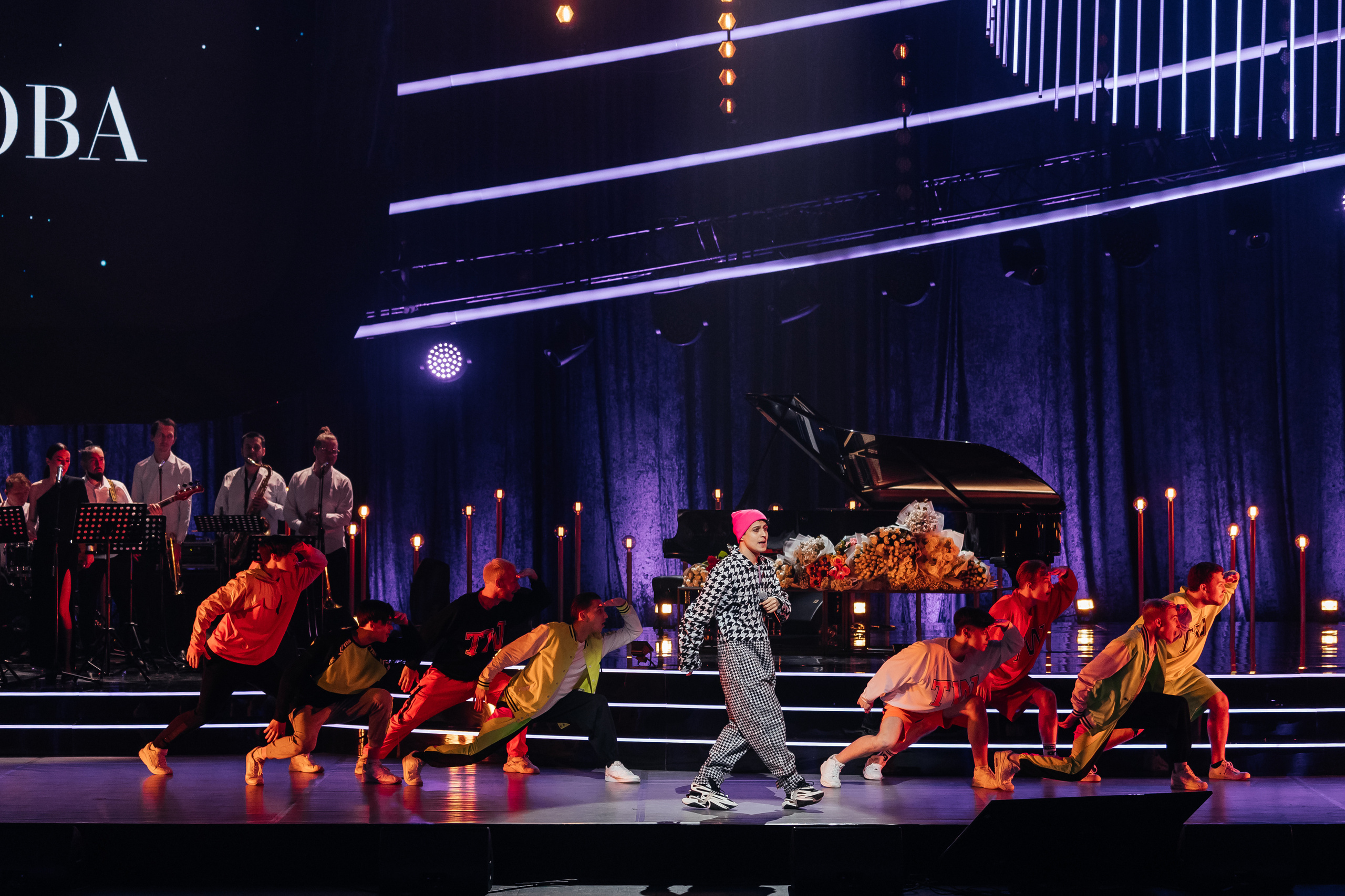 Песни Виктора Резника. Светский фотограф — Анисина Ирина