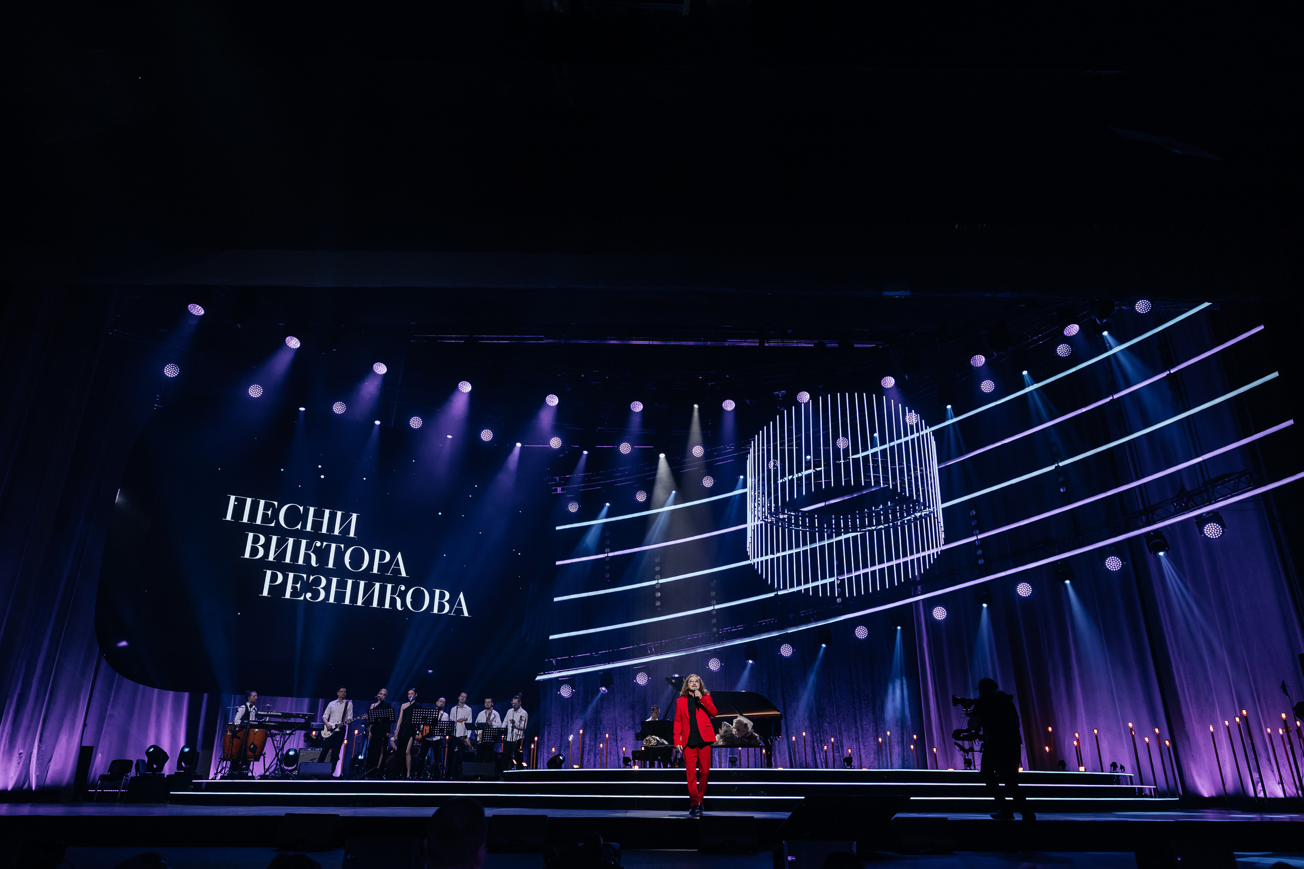 Песни Виктора Резника. Светский фотограф — Анисина Ирина