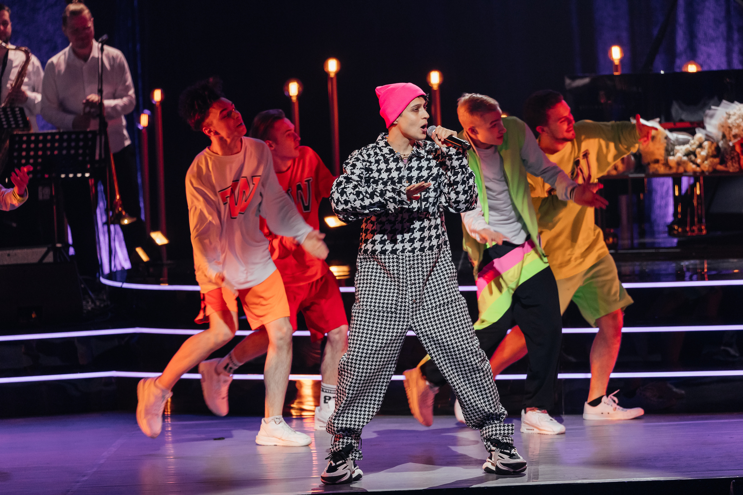 Песни Виктора Резника. Светский фотограф — Анисина Ирина