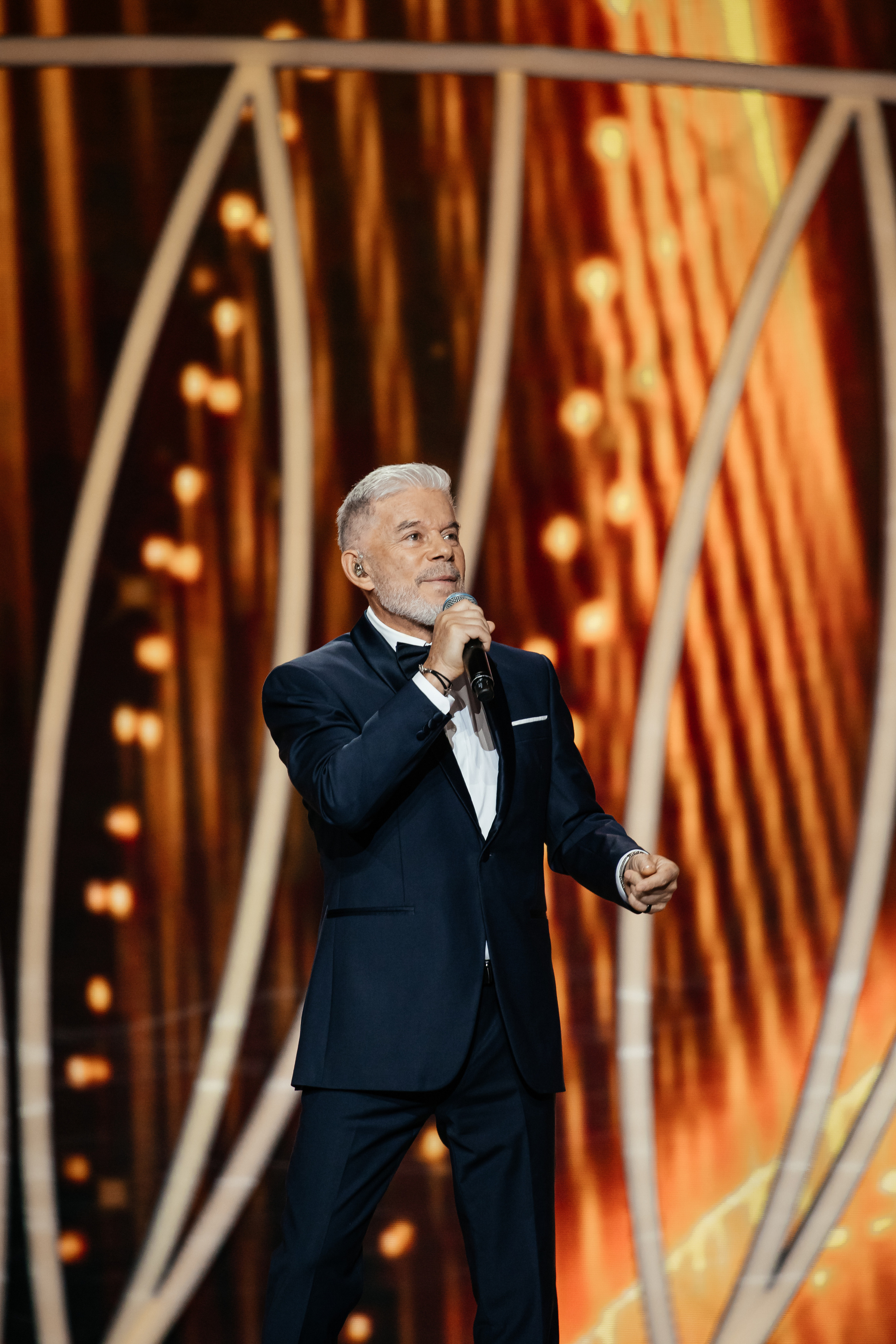 О чем поют 8 Марта. Светский фотограф — Анисина Ирина