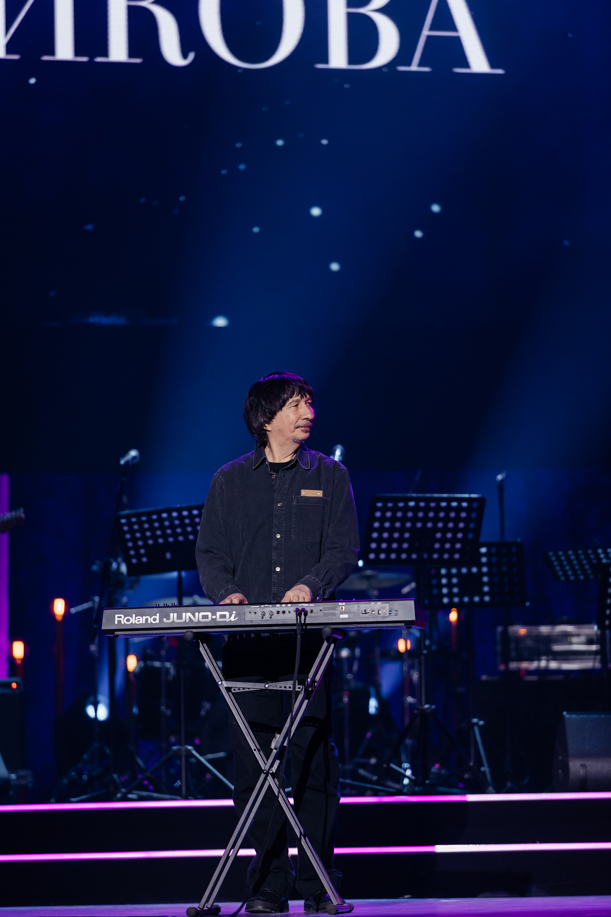 Песни Виктора Резника. Светский фотограф — Анисина Ирина