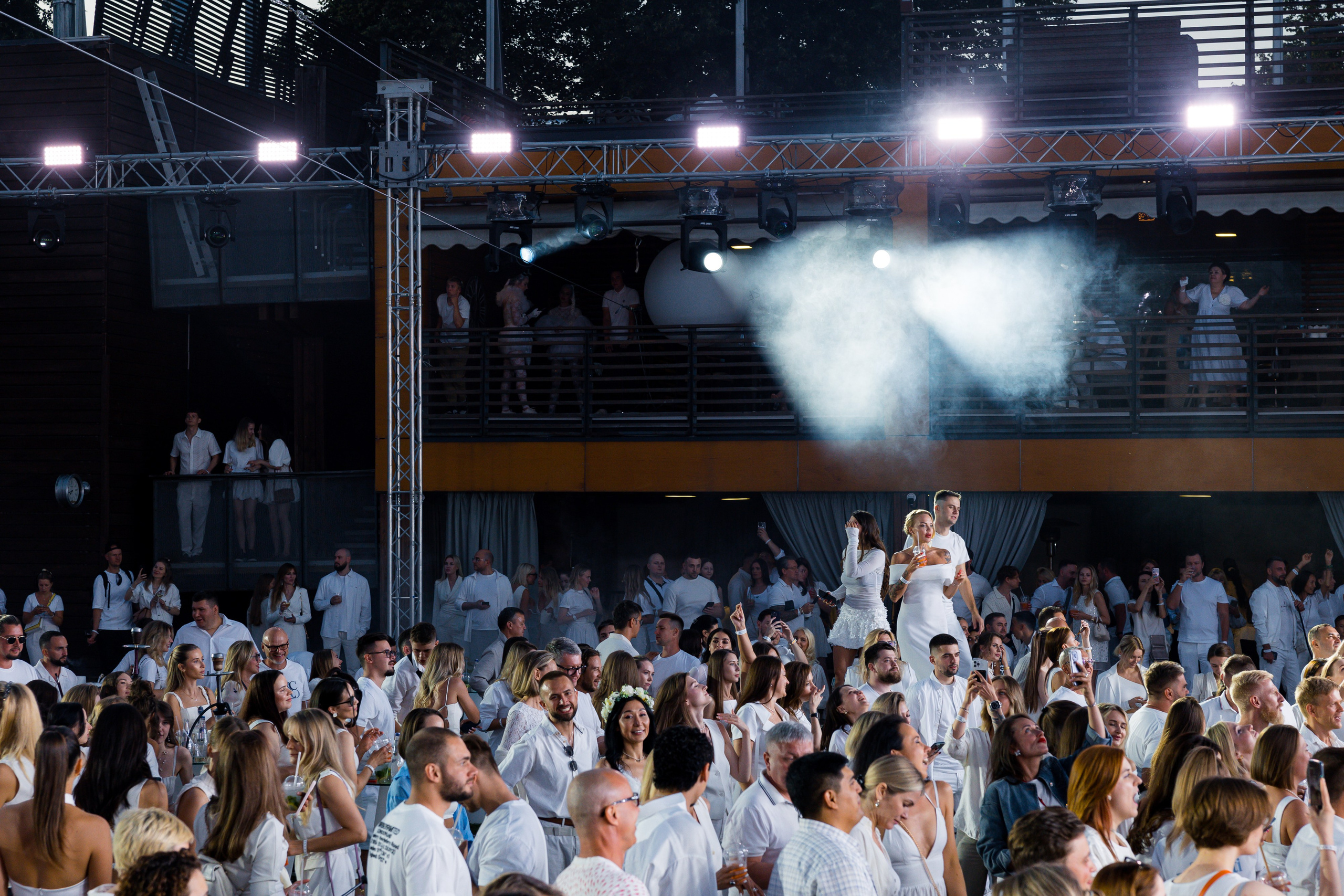 Whitewill Sensation. Фотограф Юлия Назарова