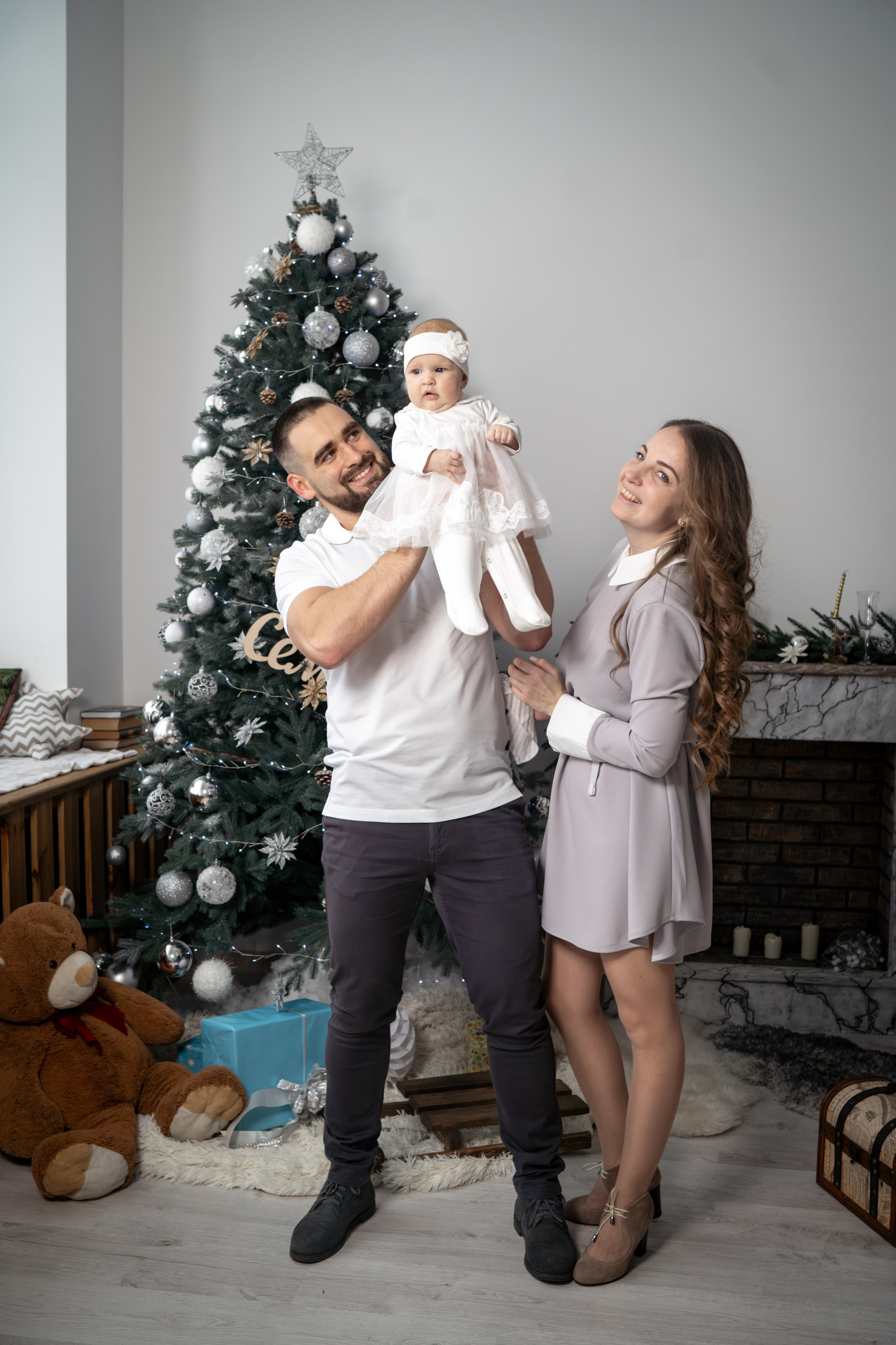 С самоедской лайкой. Фотограф Зинаида Евдокимова