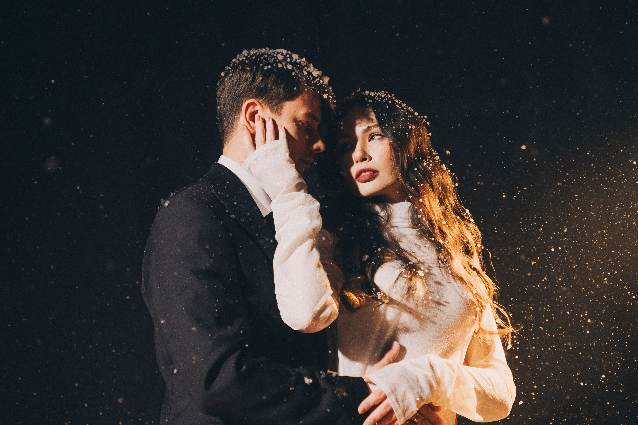 Свадебная лав стори в студии. Фотограф в Иркутске Анна Мирошникова