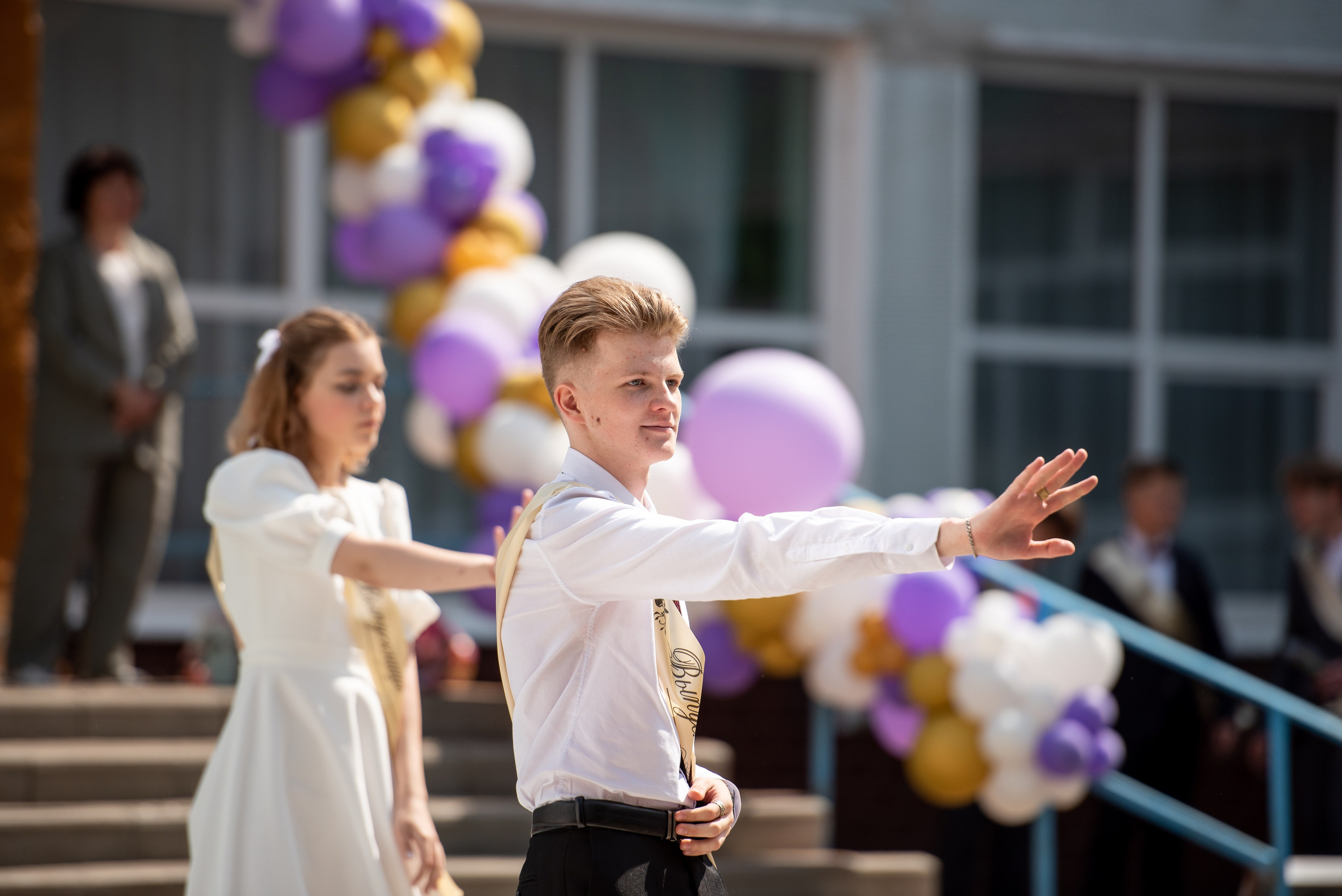 Выпускные школ. Свадебный и репортажный фотограф