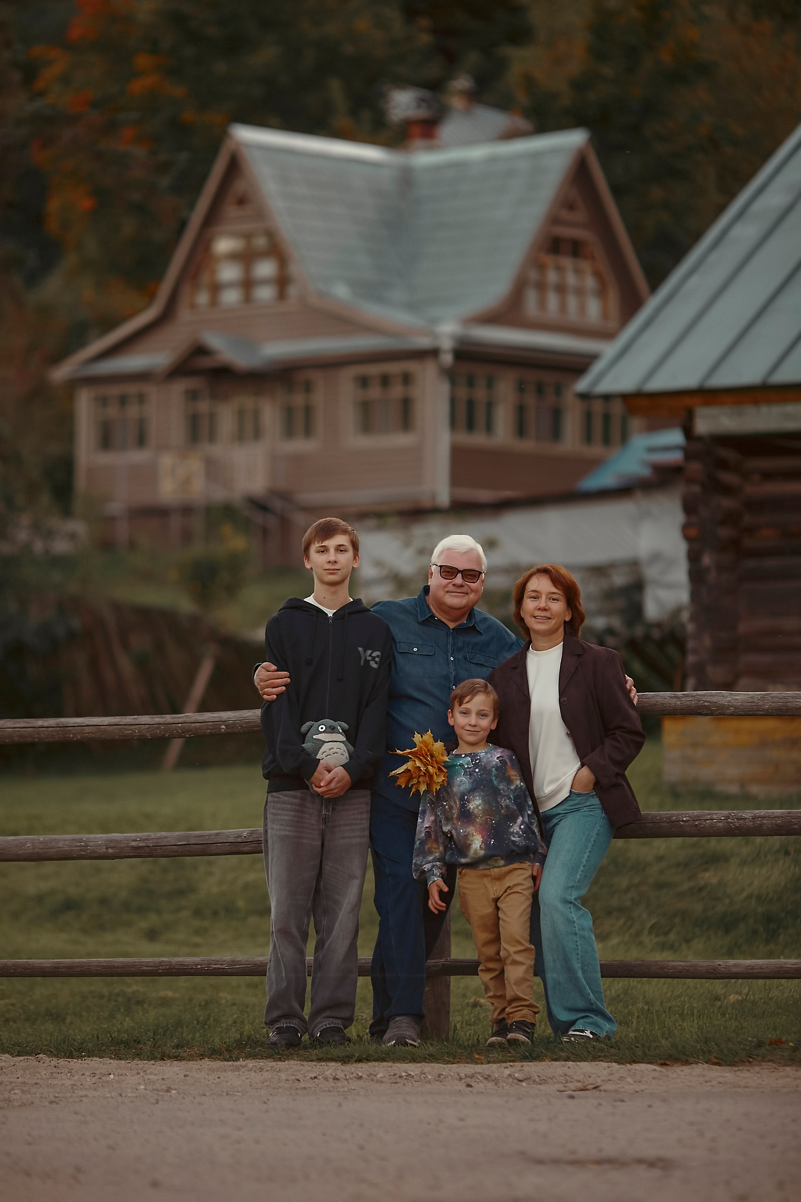 Семейная фотосессия в городе Плес. Олеся Ефанова фотограф Иваново, Тейково и Плёс