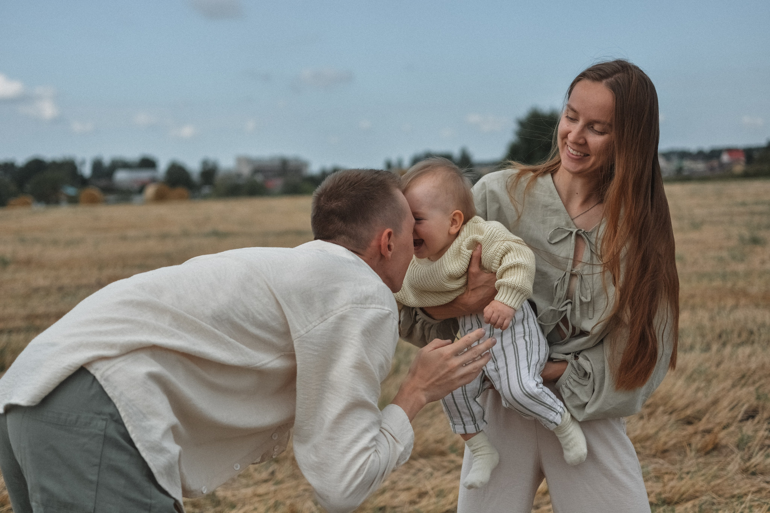 Семейная серия в поле. Alenasokolowa.ru