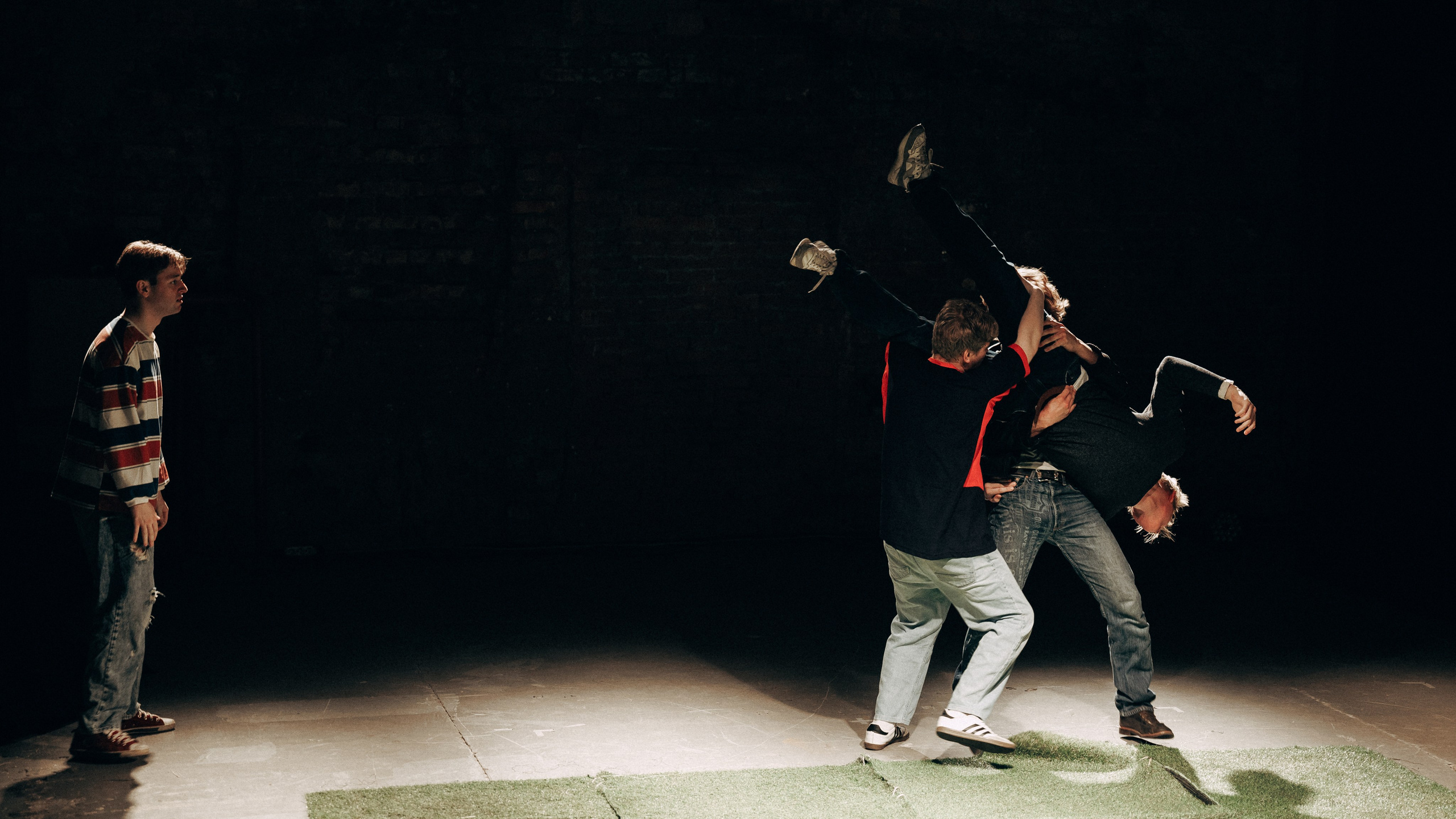 Клей. Спектакль. Профессиональный фотограф в Санкт-Петербурге Александр Волосенцев