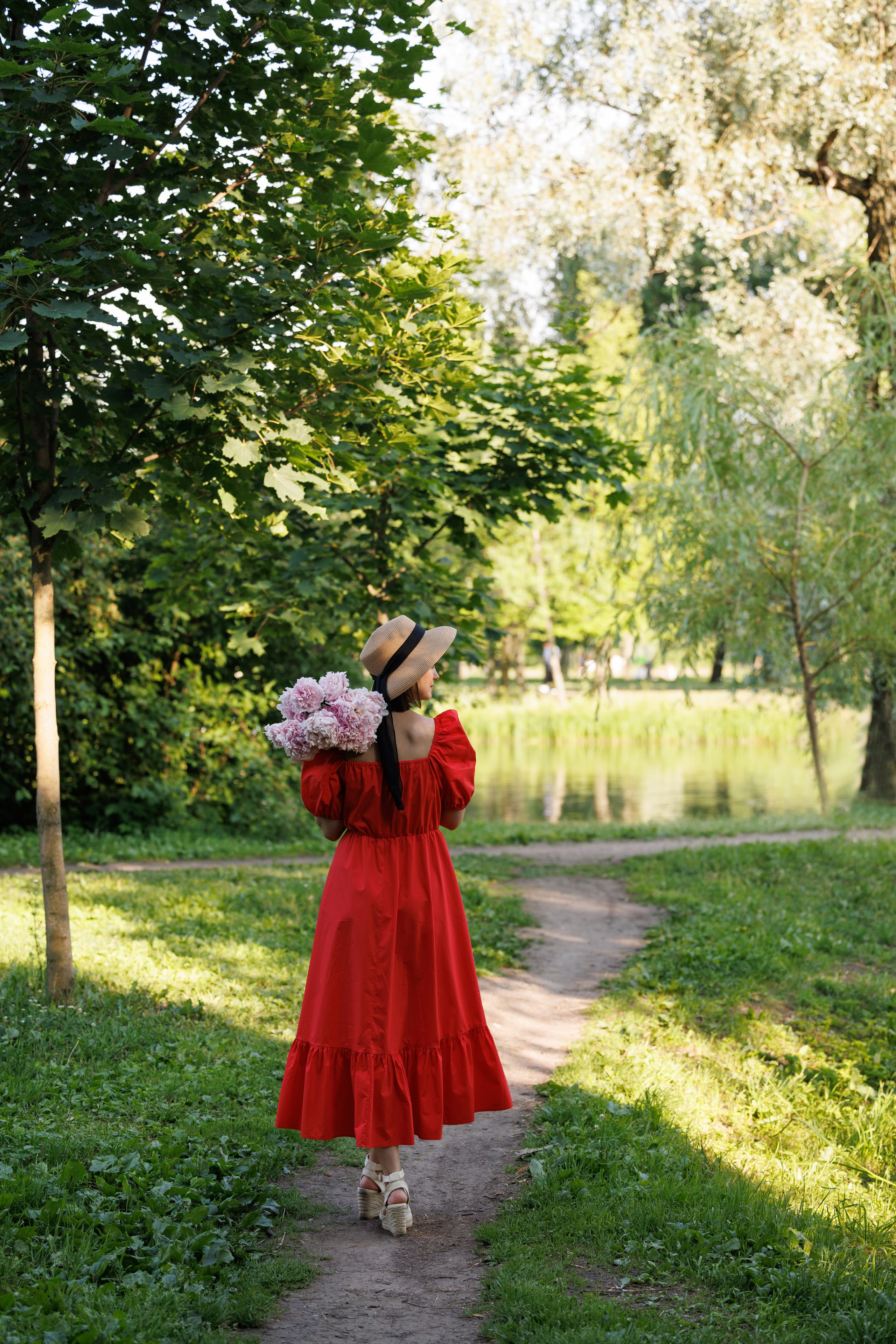 ПРОГУЛКИ. Фотограф Надежда Заломаева