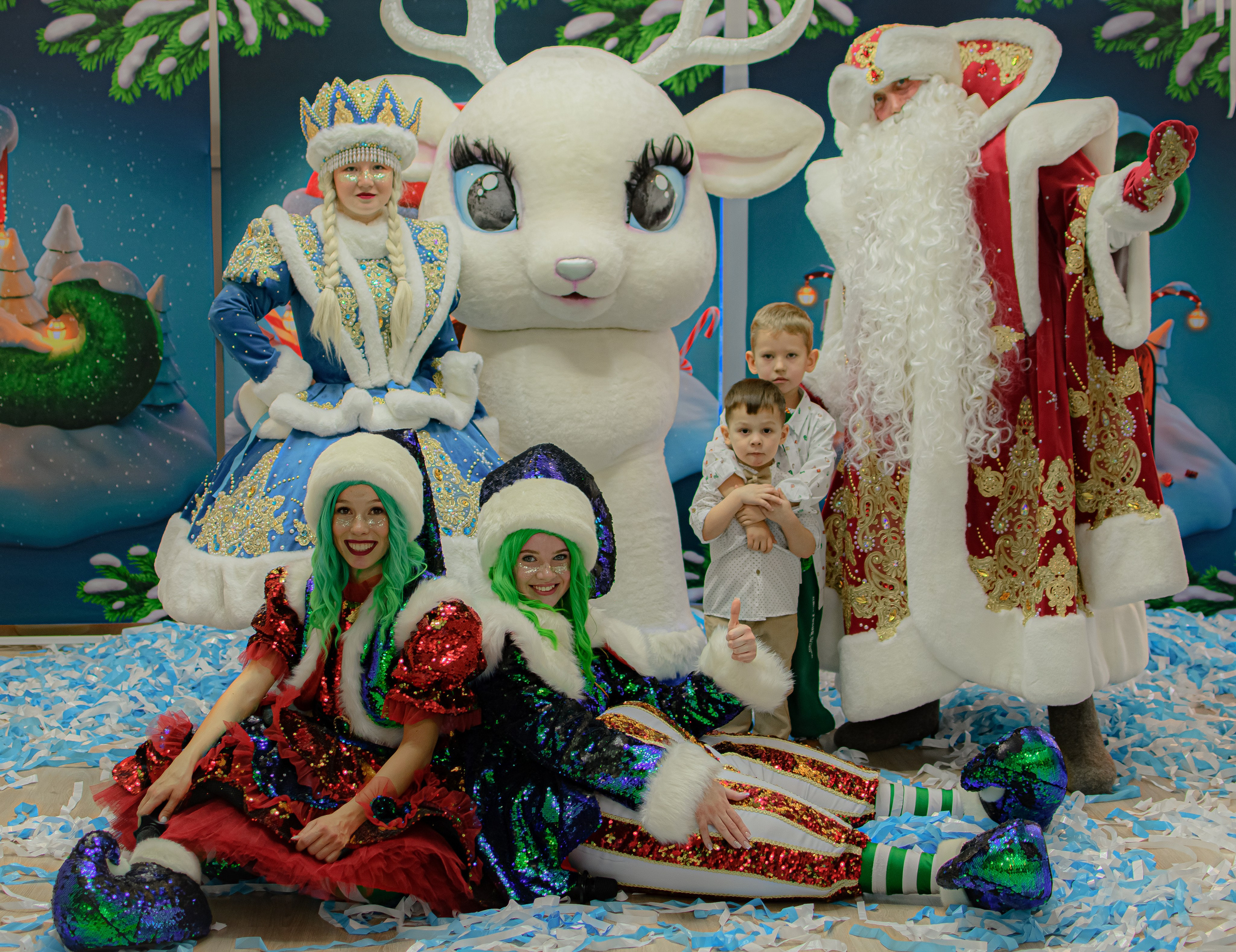 HAPPY NEW YEAR. Photokarish