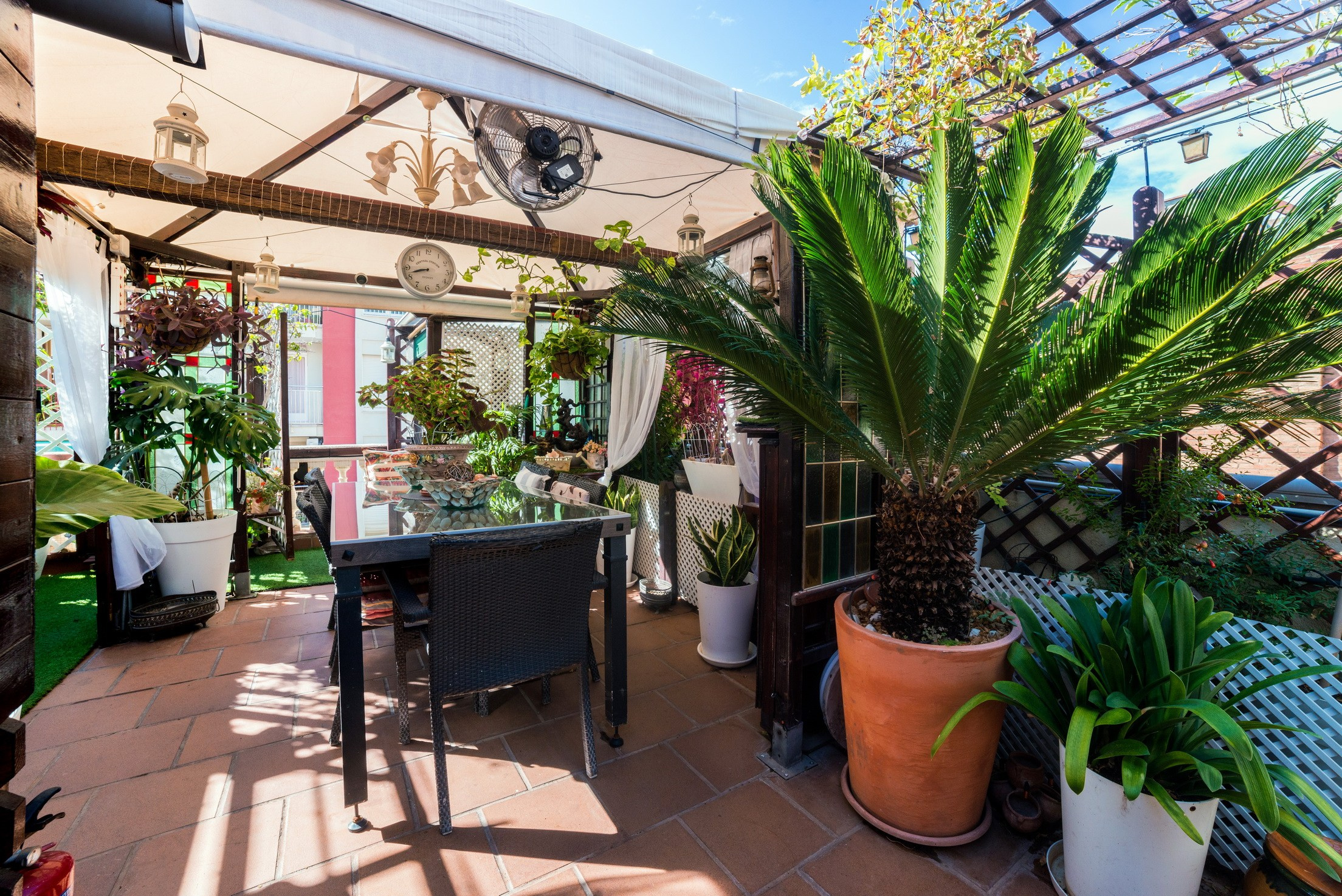 Magnífico diseño. Barcelona. Фотограф Александр Рыбинцев