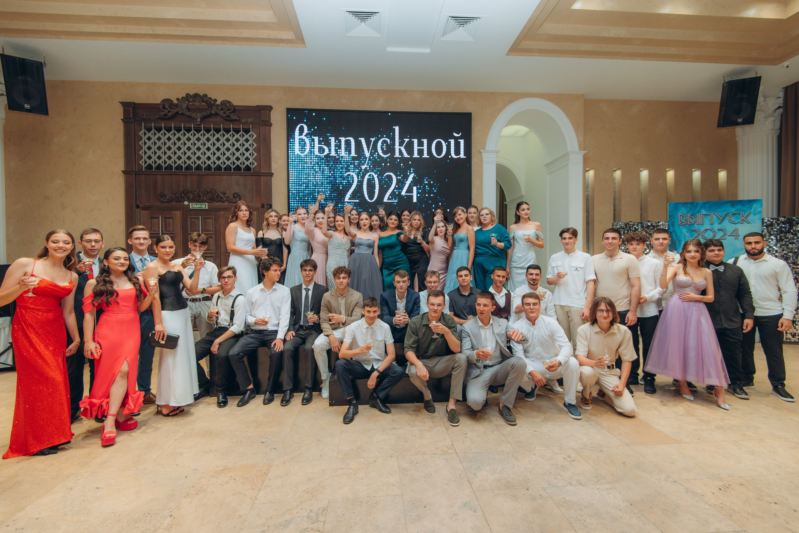 Выпускной. Фотографы Ивановы Краснодарский край