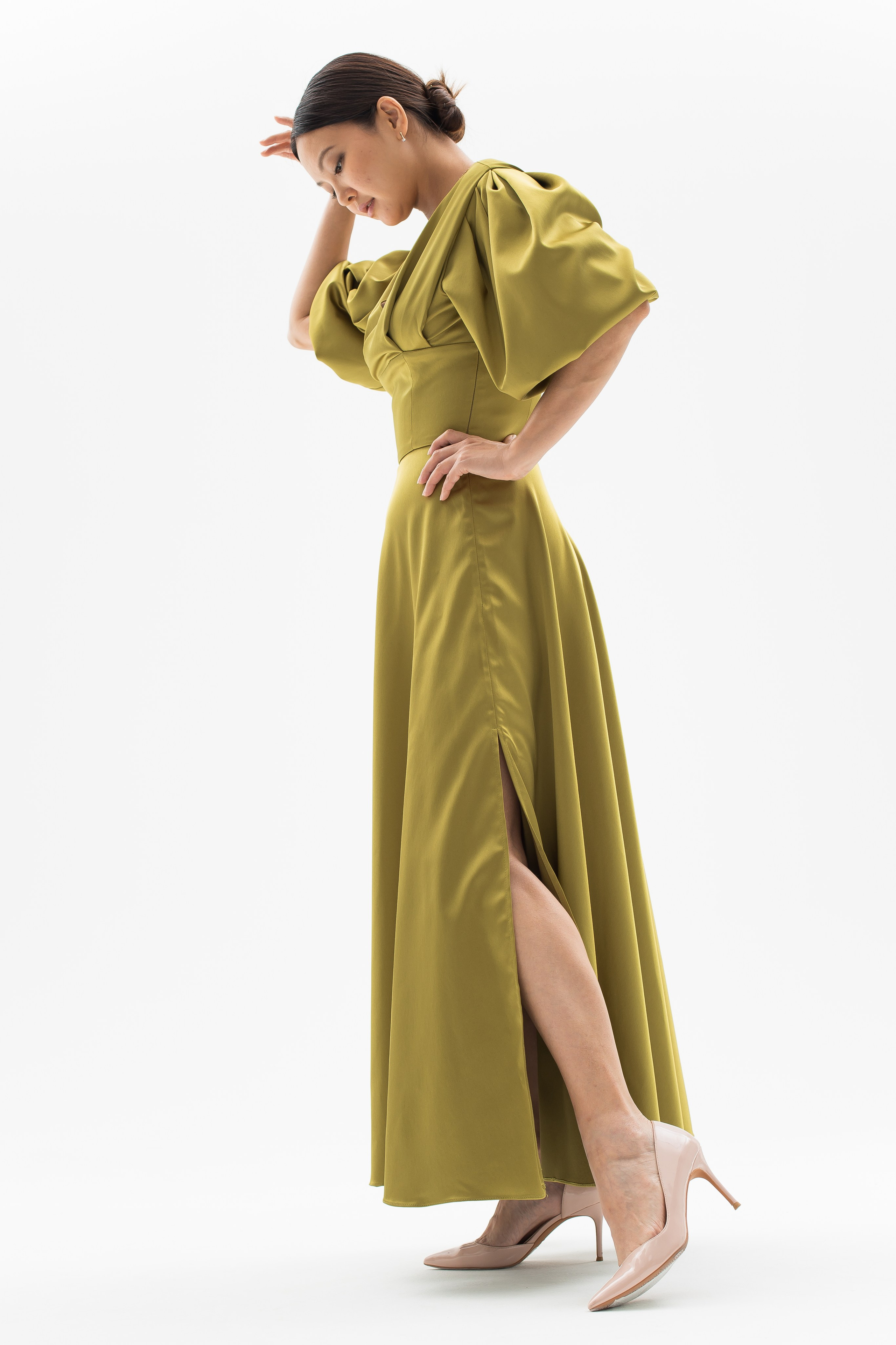 ZarinaShowroom. Свадебный и студийный фотограф в Алматы Ильяс Кырбаев