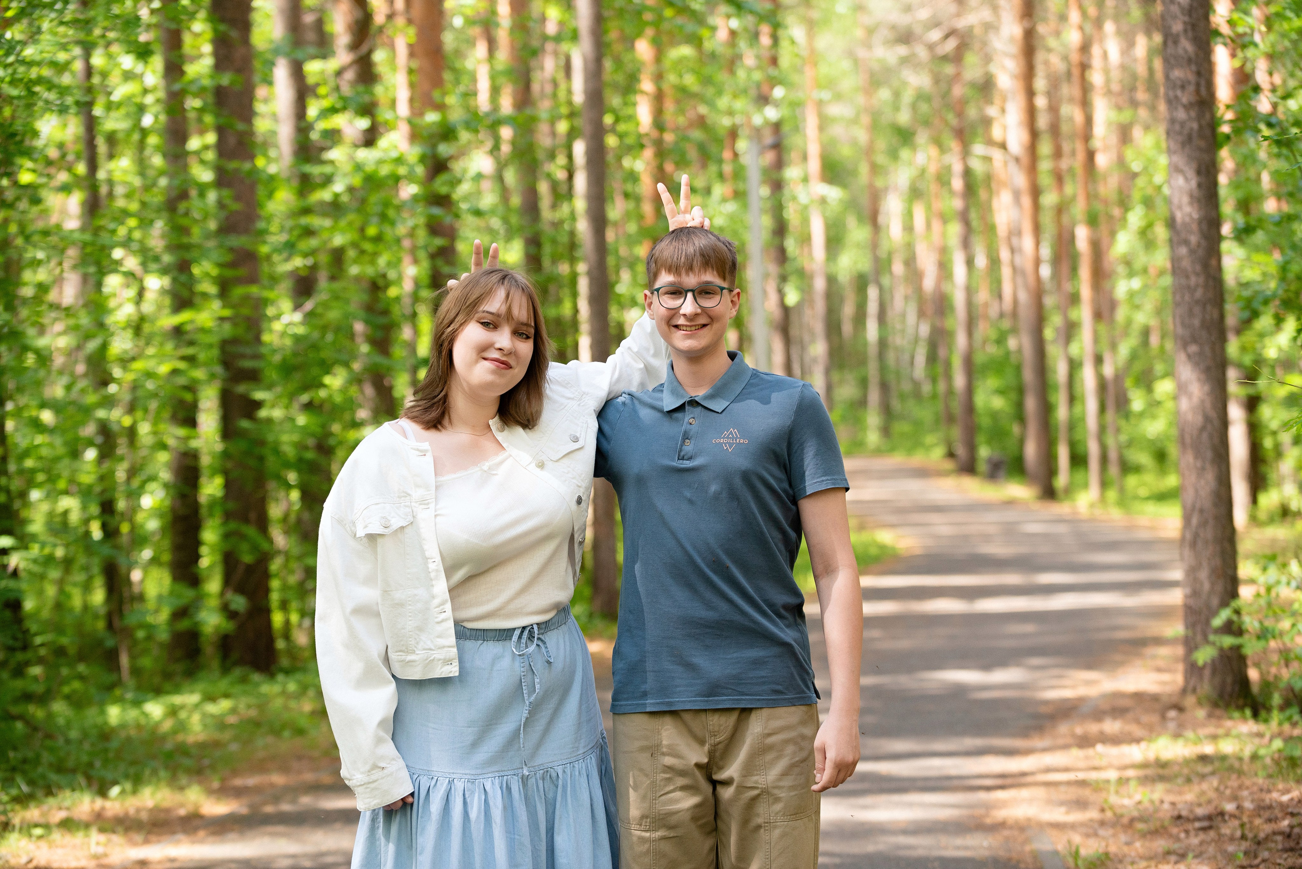 Семейная прогулка в парке Кедровый Лог. Детский и семейный фотограф в Сургуте и Нефтеюганске Анна Старцева