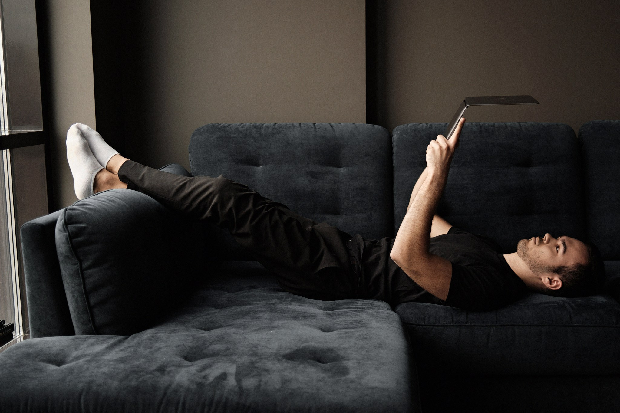 STEPAN. NOIZOMAX Художественный фотограф в Дубай