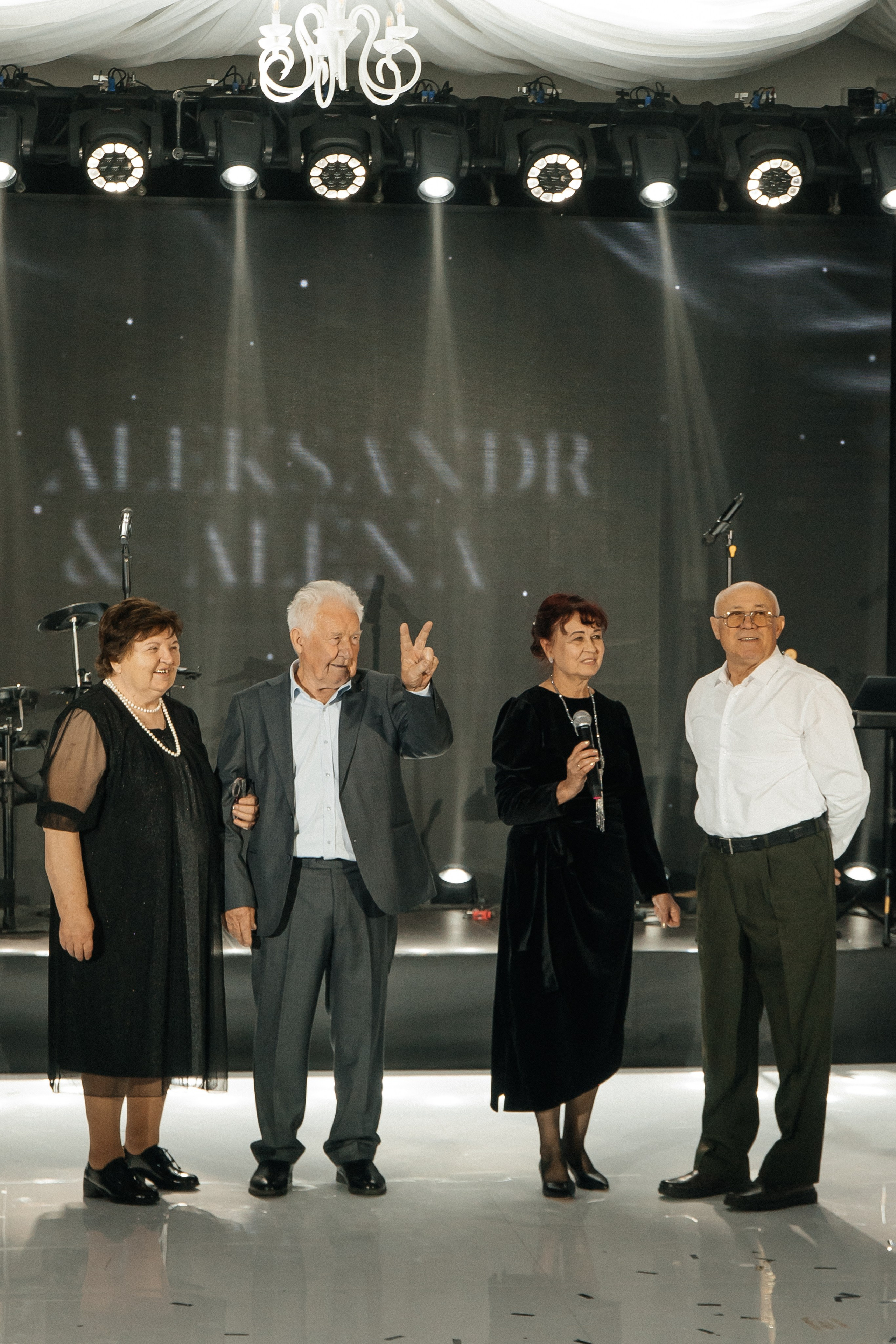 ANONS. Мария — Свадебный фотограф