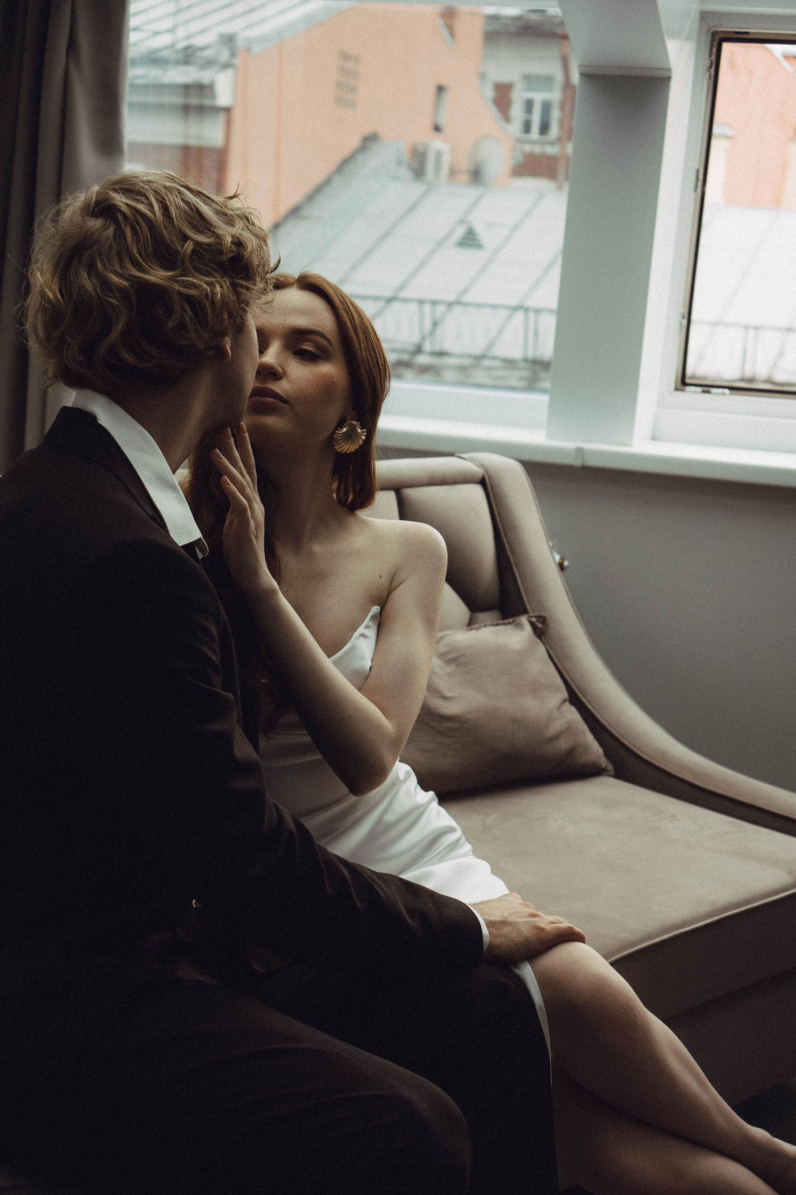 СВАДЕБНАЯ СЬЕМКА В ОТЕЛЕ. СБОРЫ ЖЕНИХА И НЕВЕСТЫ И ТАКЖЕ ТОР И ПОДГОТОВКА К ПРОГУЛКЕ. Профессиональный фотограф, Санкт-Петербург — Виктория Богомолова