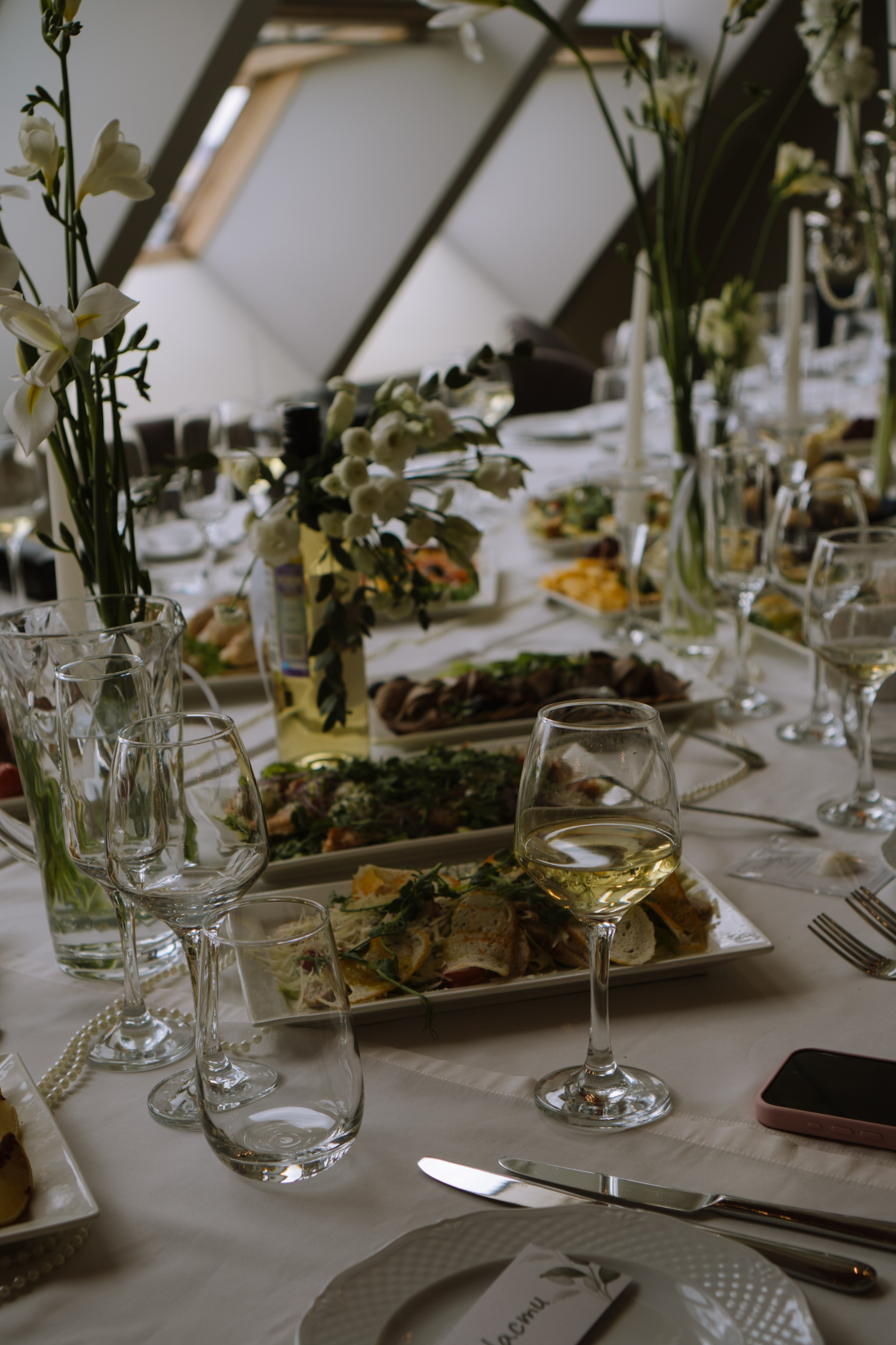 СВАДЕБНЫЙ БАНКЕТ НА ВЛАДИМИРСКОЙ В САНКТ-ПЕТЕРБУРГЕ (КАМЕРНАЯ СВАДЬБА). Профессиональный фотограф, Санкт-Петербург — Виктория Богомолова