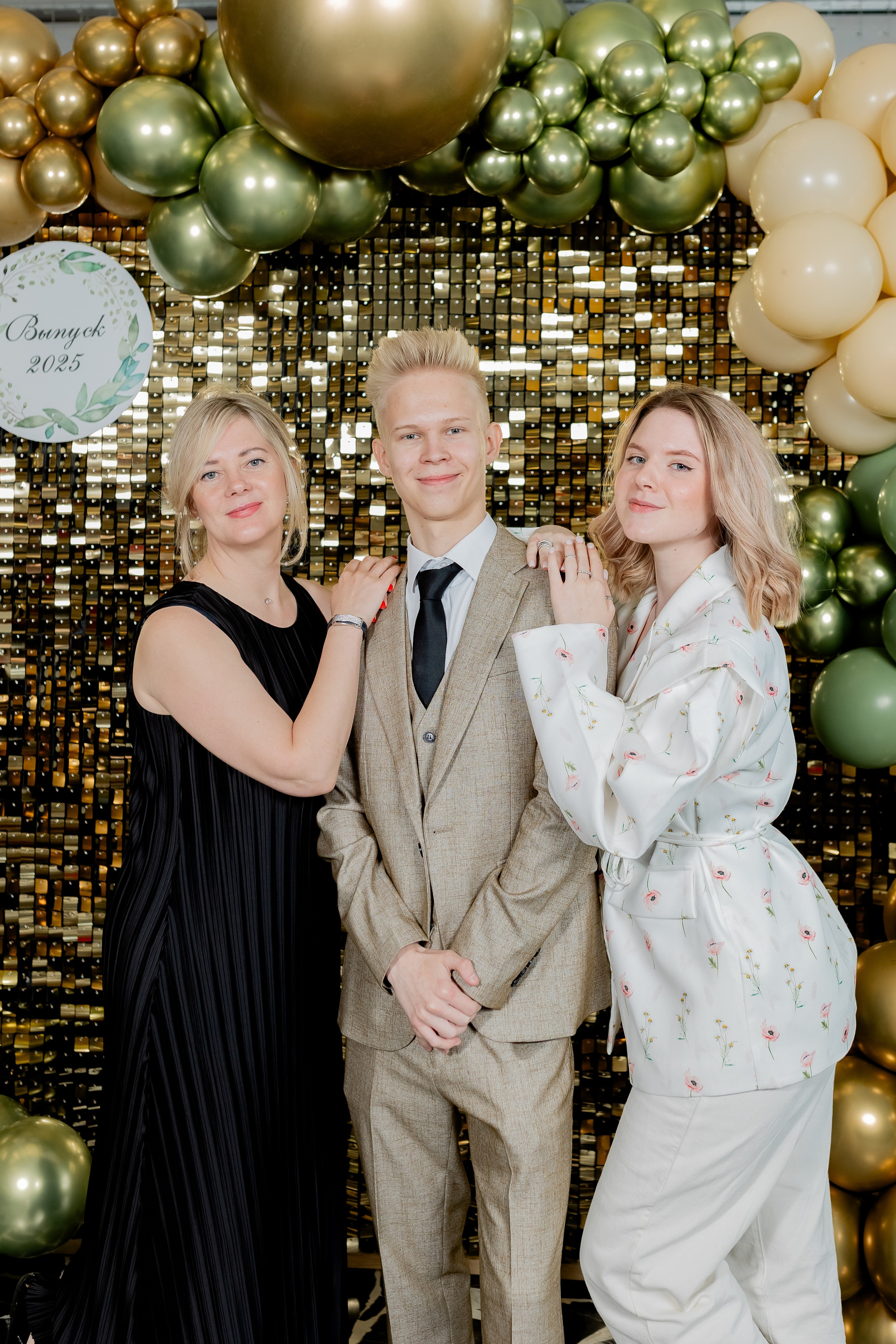 Выпускной 2025. Выпускные альбомы в Зеленограде и Москве