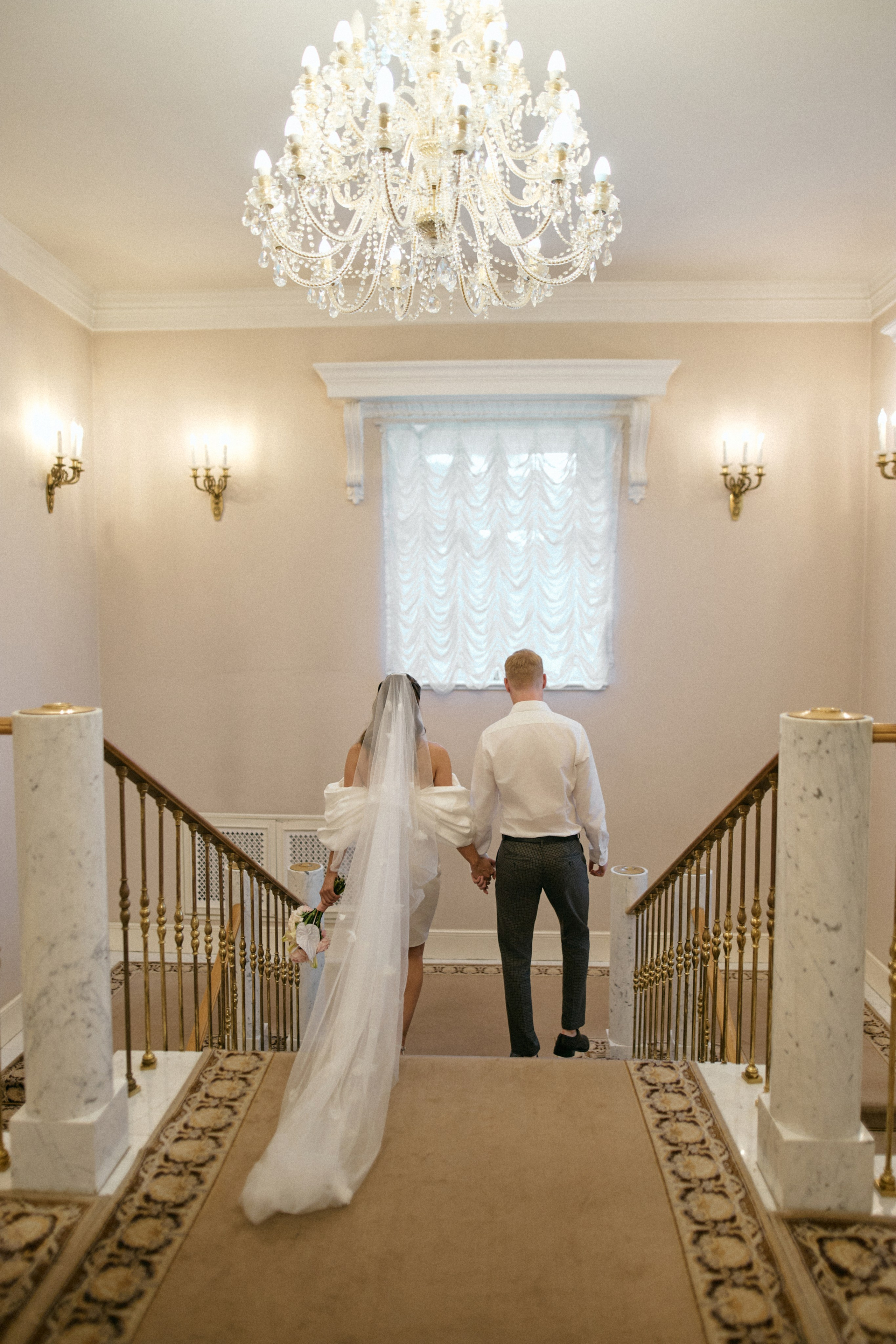 Александр & Варвара. Сестры Карабаза. Фотографы и ретушеры в Москве и Санкт-Петербурге