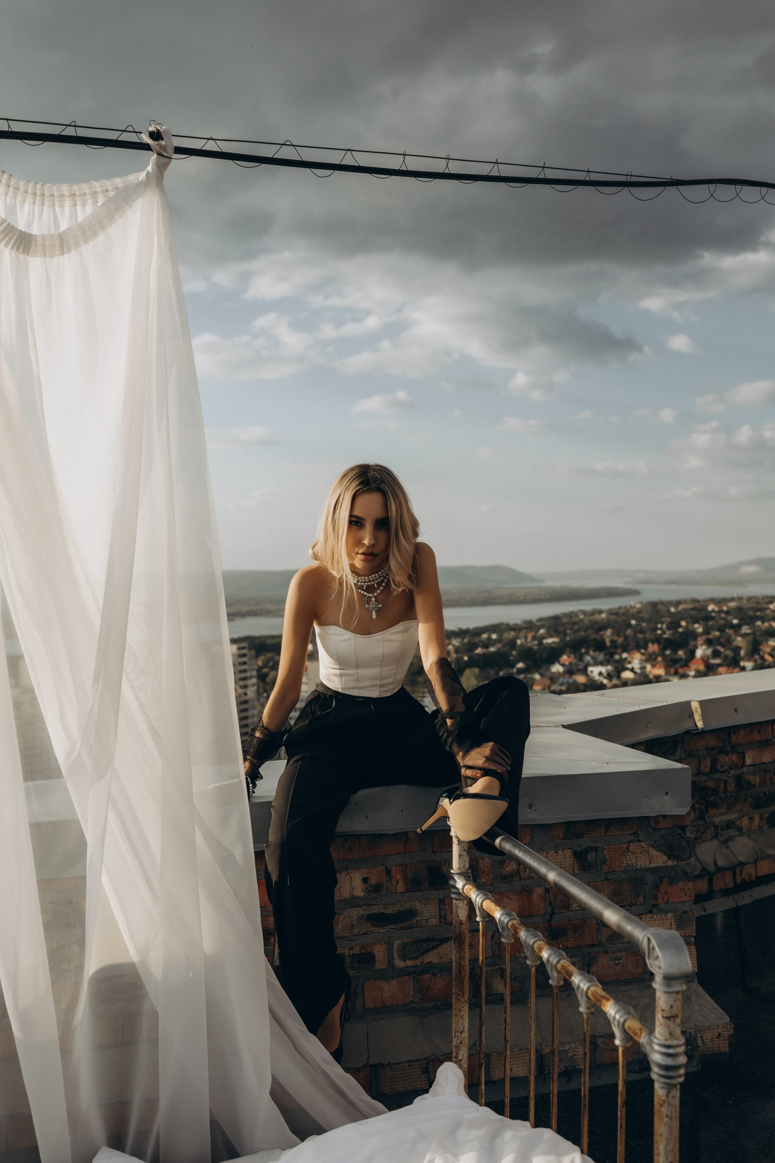 Сабина. На крыше. Фотограф Ксения Железникова