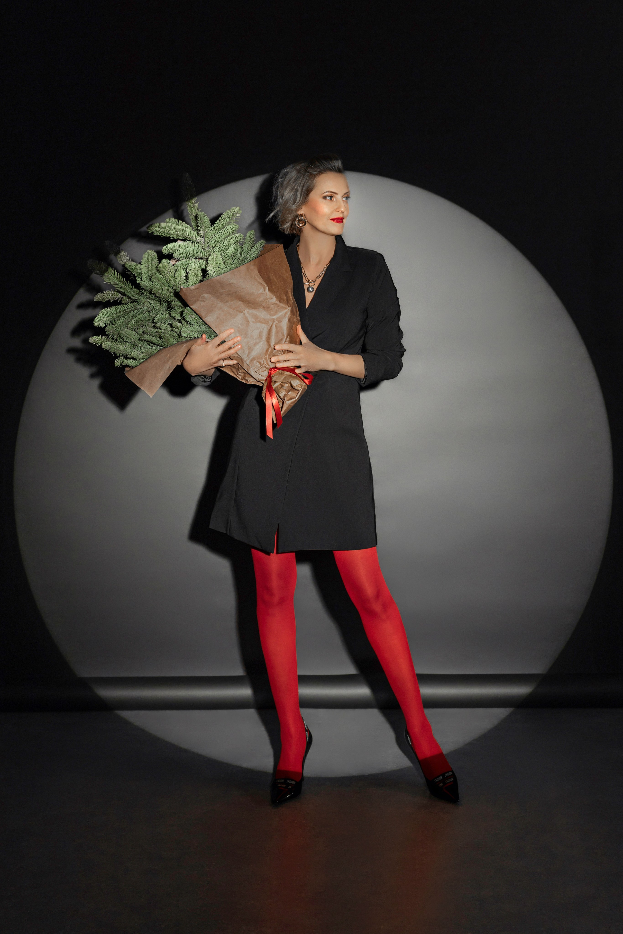 С елкой. Людмила Седлярова — Профессиональный женский фотограф в Москве