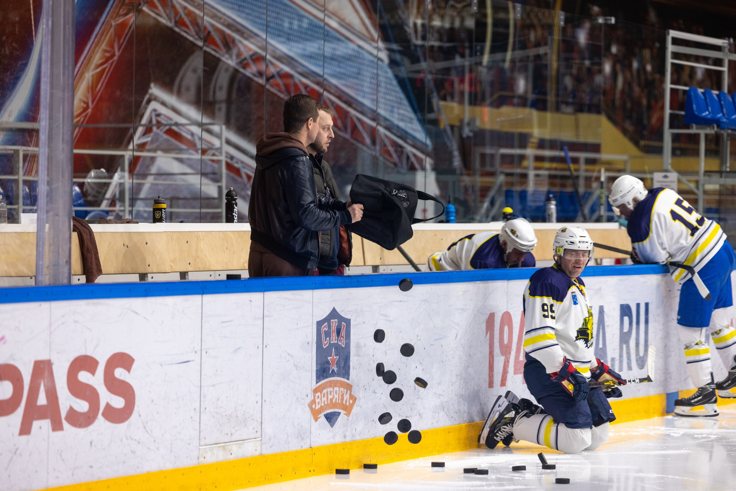 Бульдозер vs. LR-строй. Фотограф Александр Заломаев
