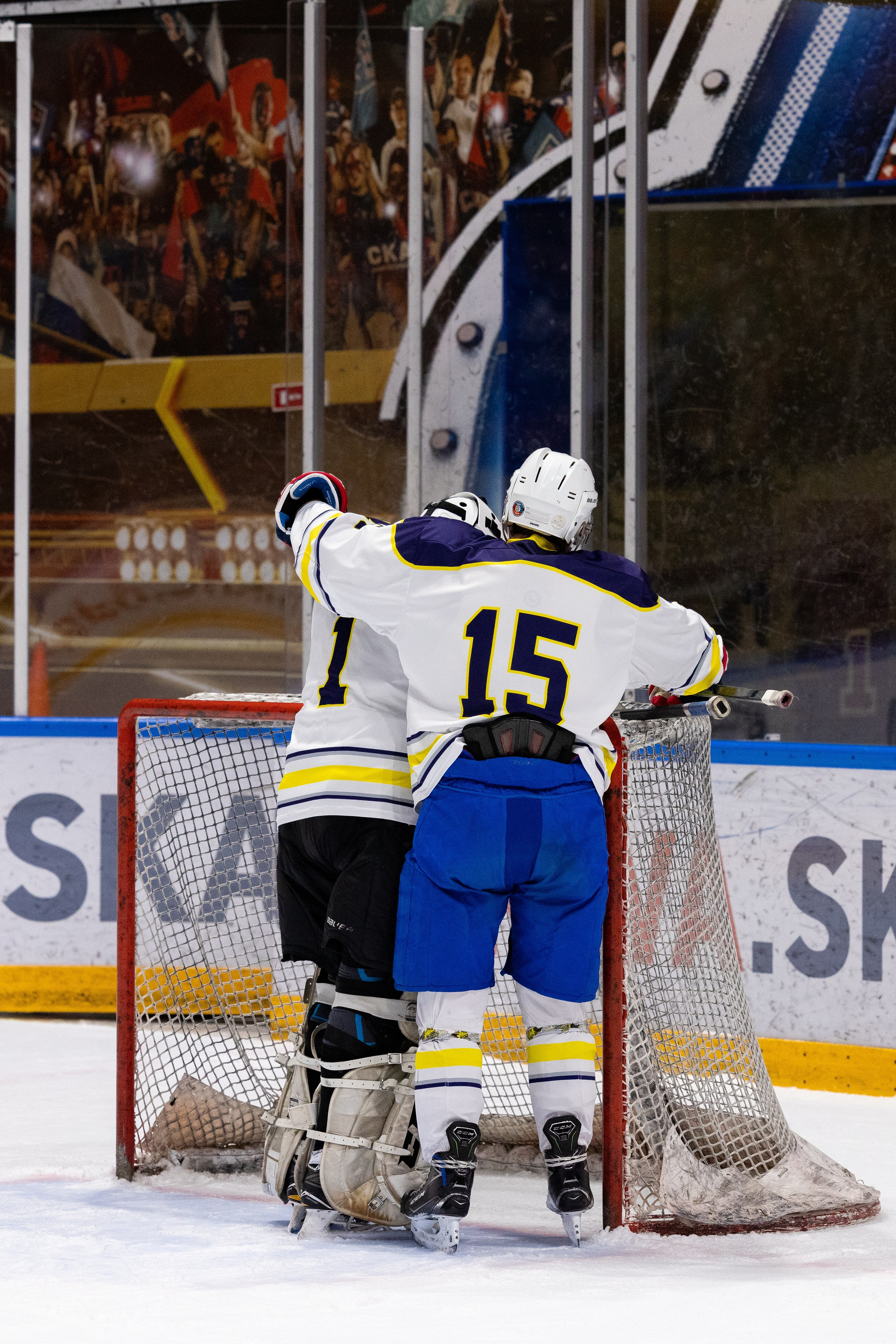 Бульдозер vs. LR-строй. Фотограф Александр Заломаев