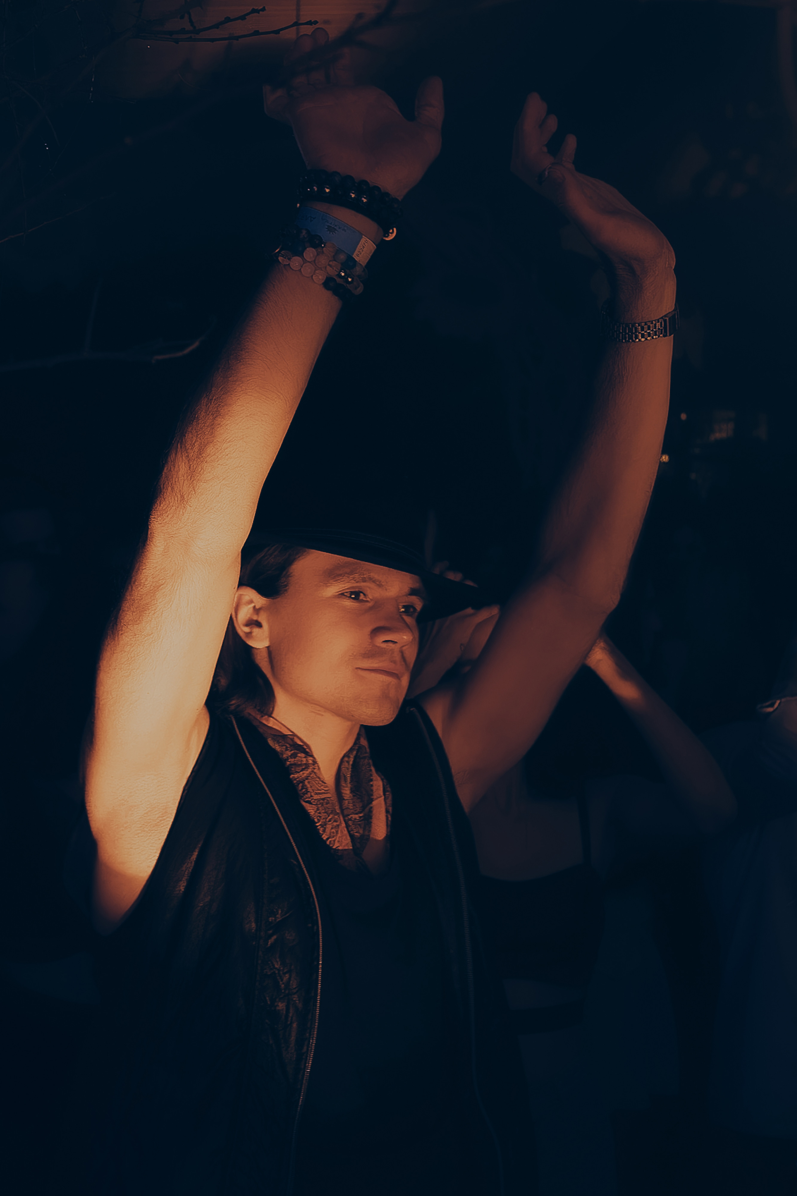 MANTRA: Rapossa. Фото и видео контент за одну съемку — Веретенников Егор