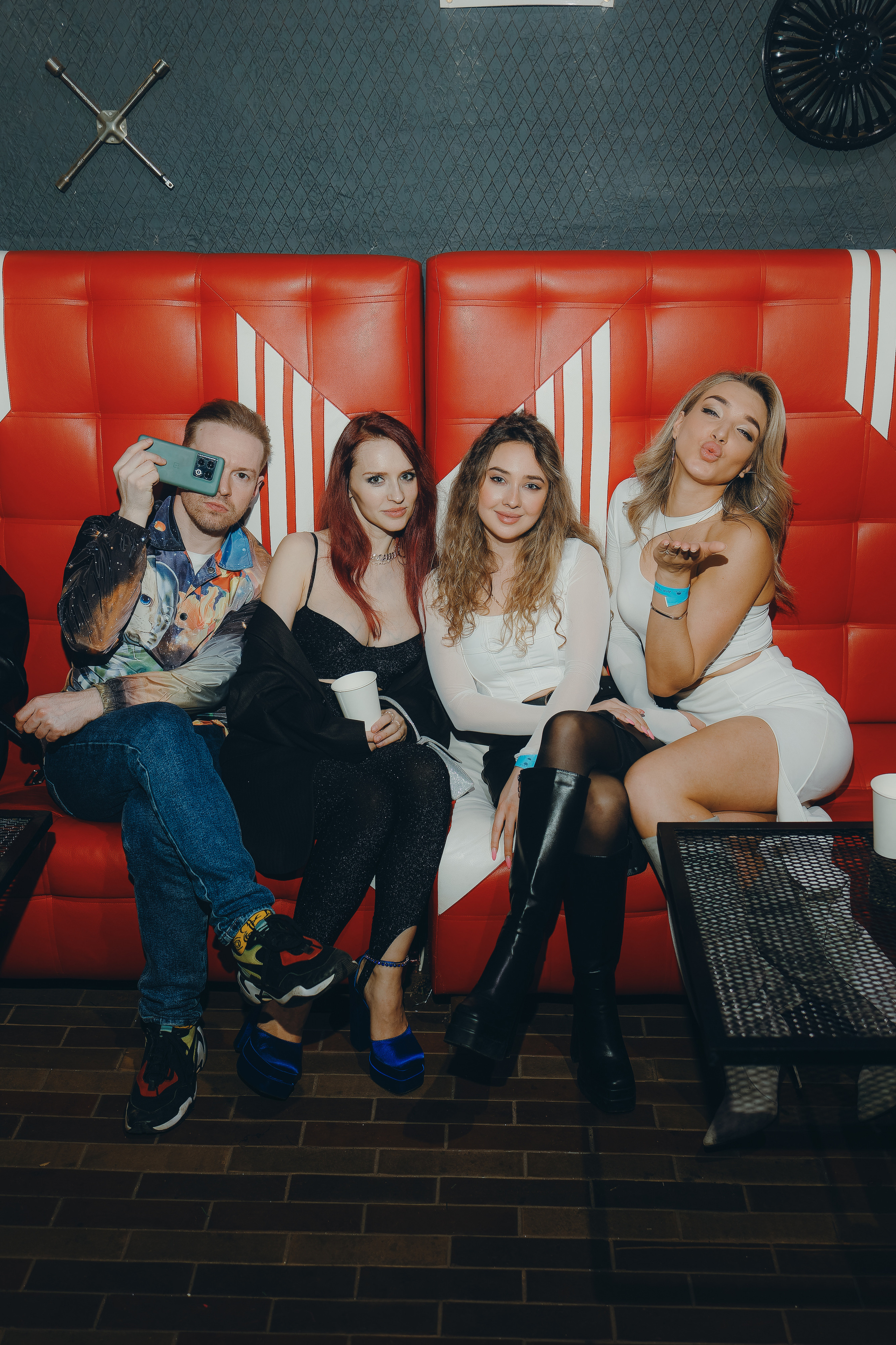 MANTRA: Rapossa. Фото и видео контент за одну съемку — Веретенников Егор